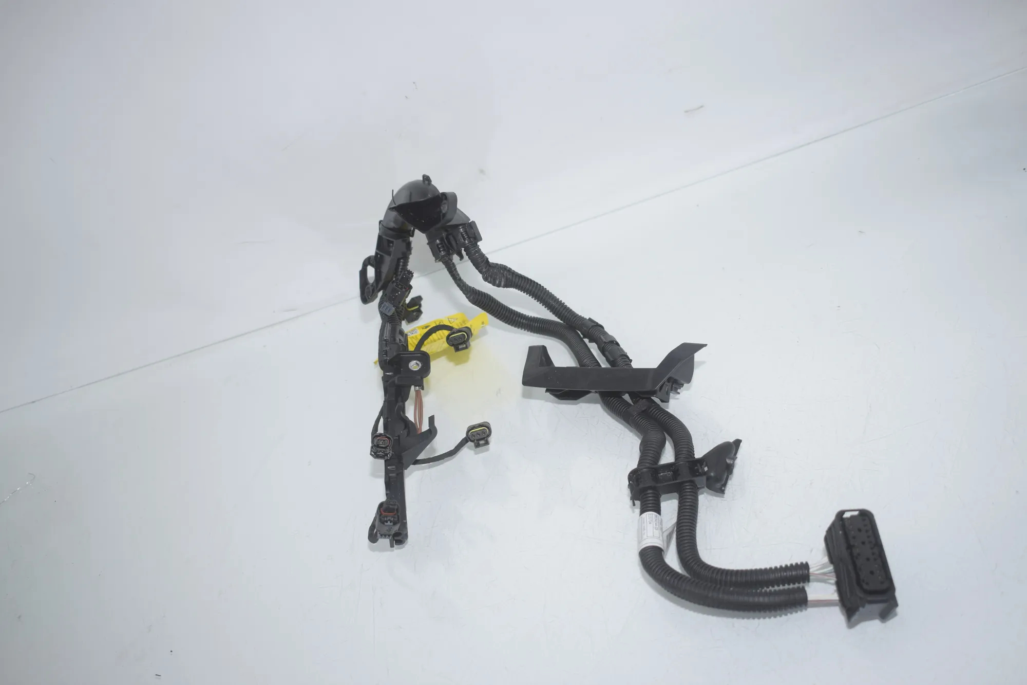 Fuel Injector Wire Connection – OEM 8634244 · BMW BMW 2 Active Tourer (F45) 225 xe 2019 – 3