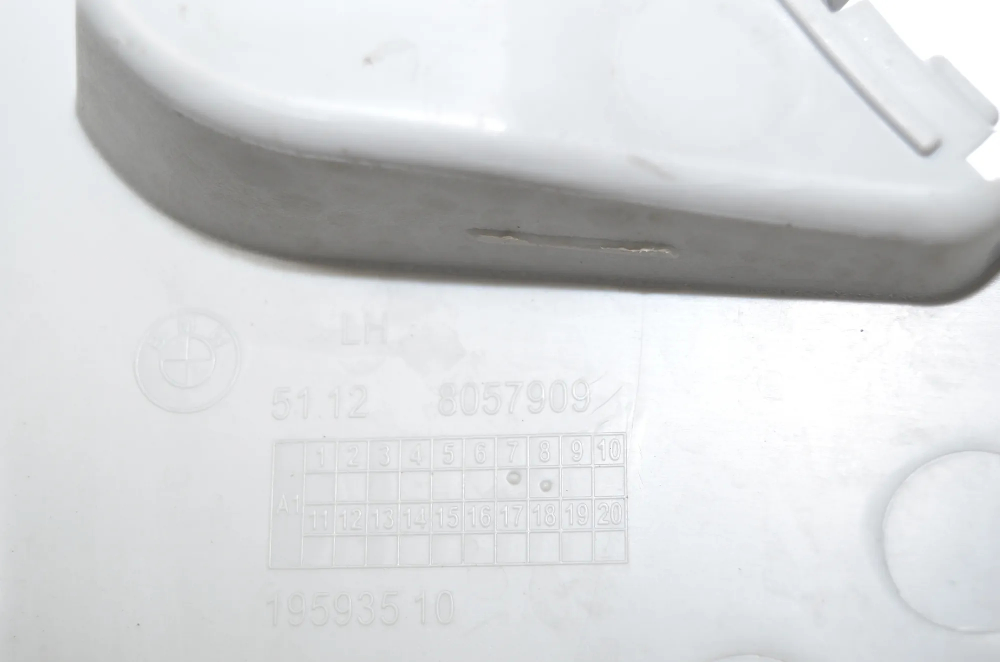 Rear Right Bumper Bracket – OEM 7376926 · BMW 2 Active Tourer (F45) BMW 2 Active Tourer (F45) 225 xe 2019 – 9