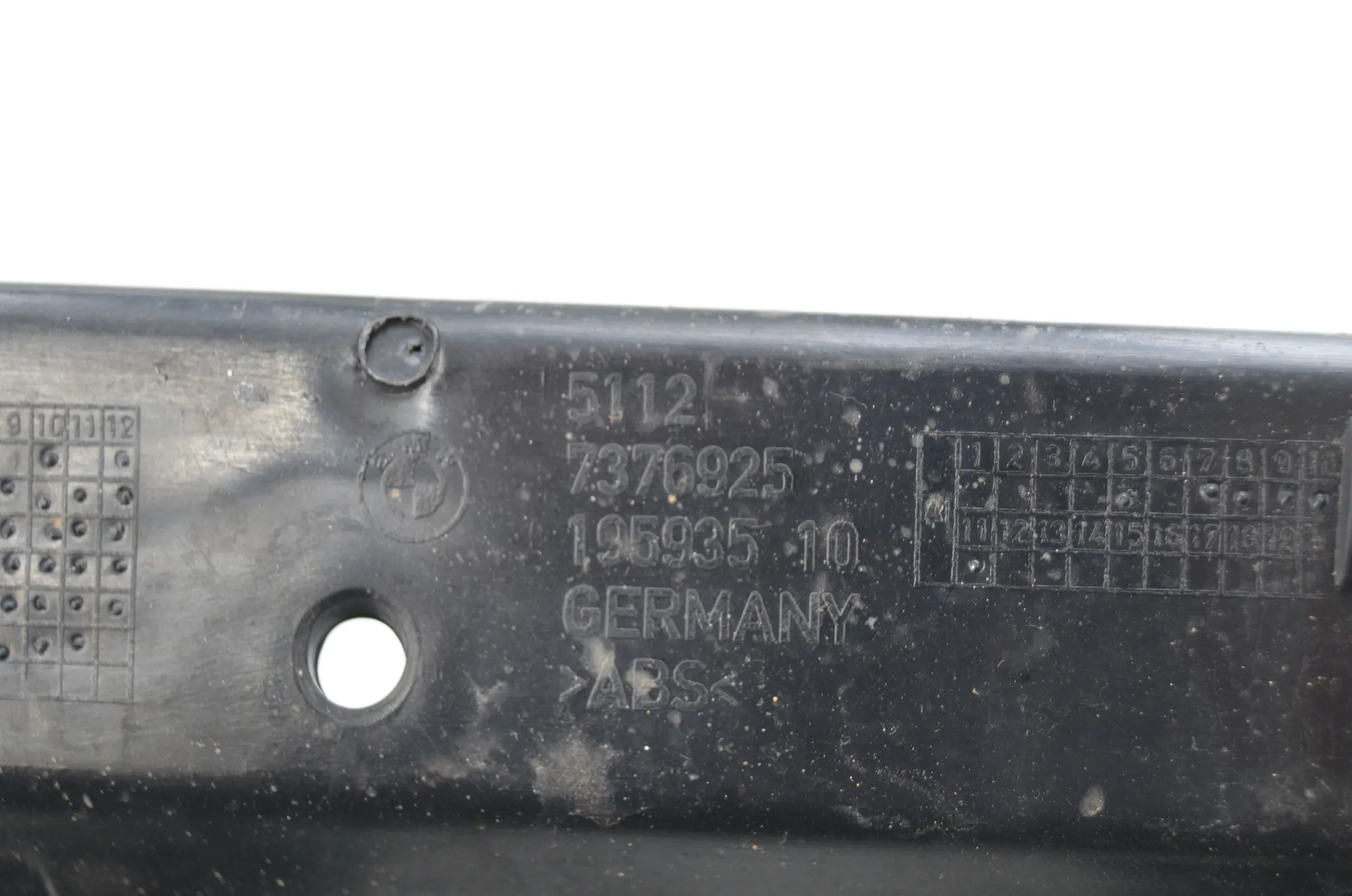 Rear Right Bumper Bracket – OEM 7376926 · BMW 2 Active Tourer (F45) BMW 2 Active Tourer (F45) 225 xe 2019 – 7