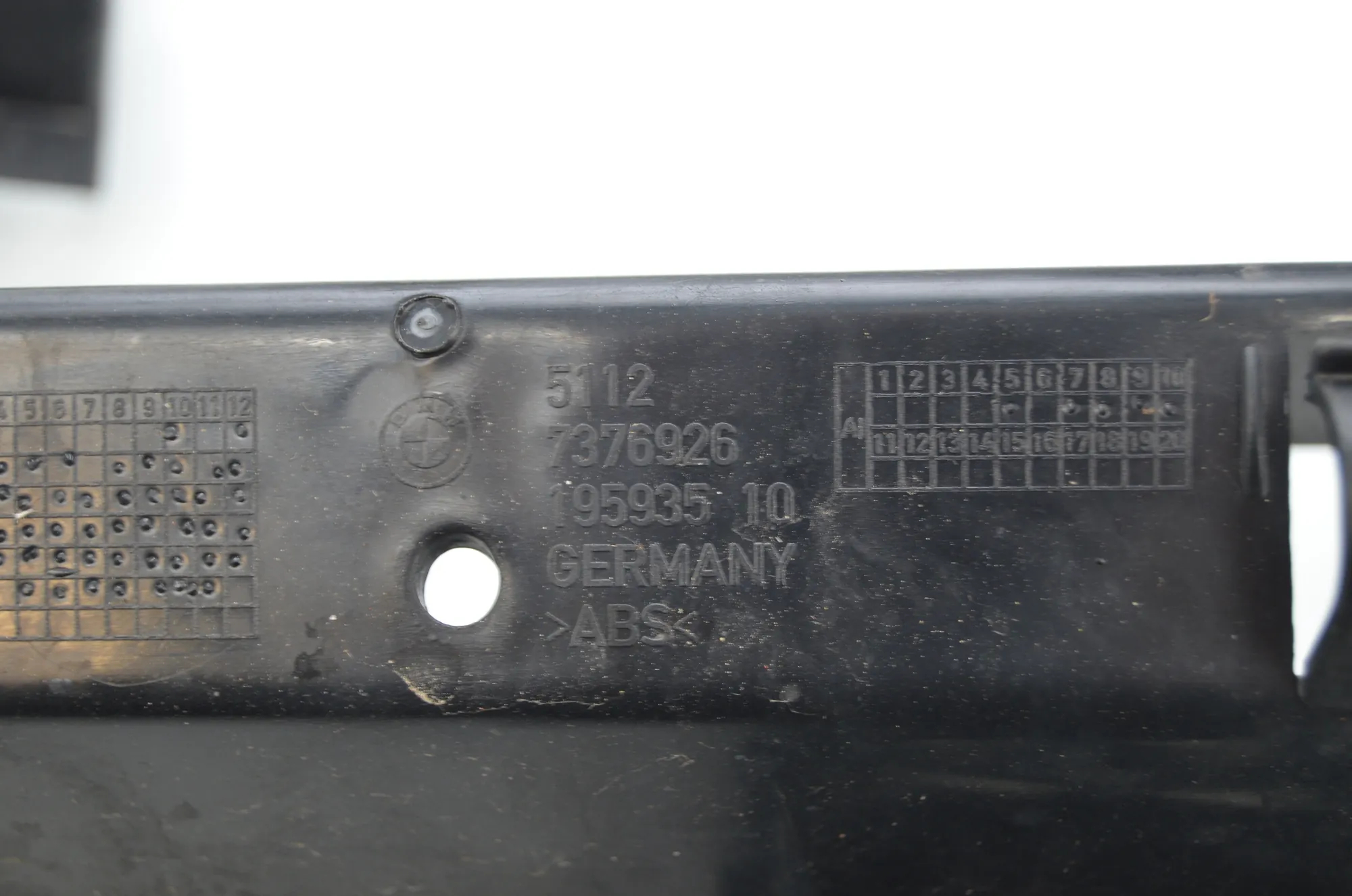 Rear Right Bumper Bracket – OEM 7376926 · BMW 2 Active Tourer (F45) BMW 2 Active Tourer (F45) 225 xe 2019 – 6