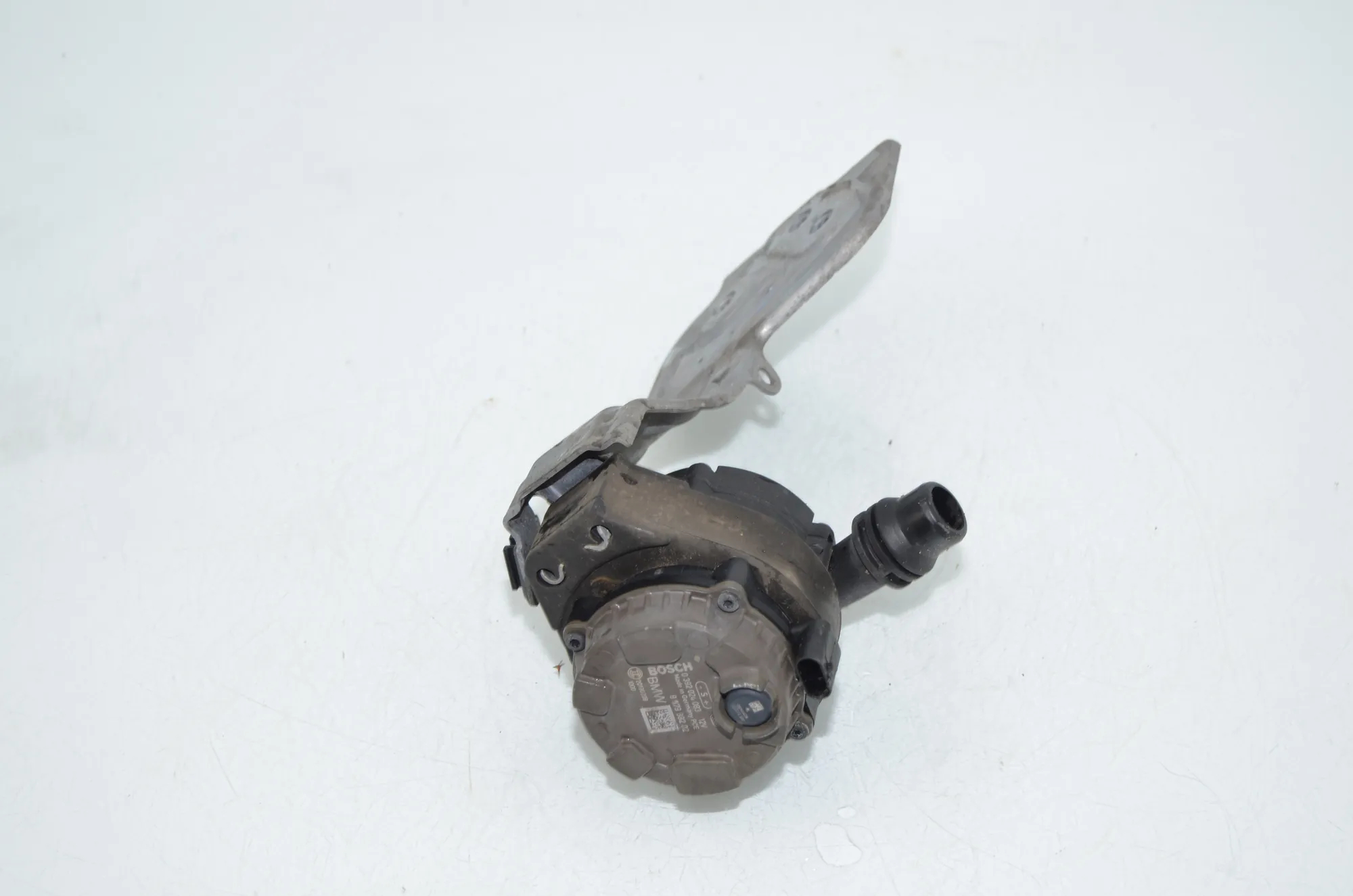 Auxiliary Water Pump – OEM 8679882 · BMW 2 Active Tourer (F45) BMW 2 Active Tourer (F45) 225 xe 2019 – 3