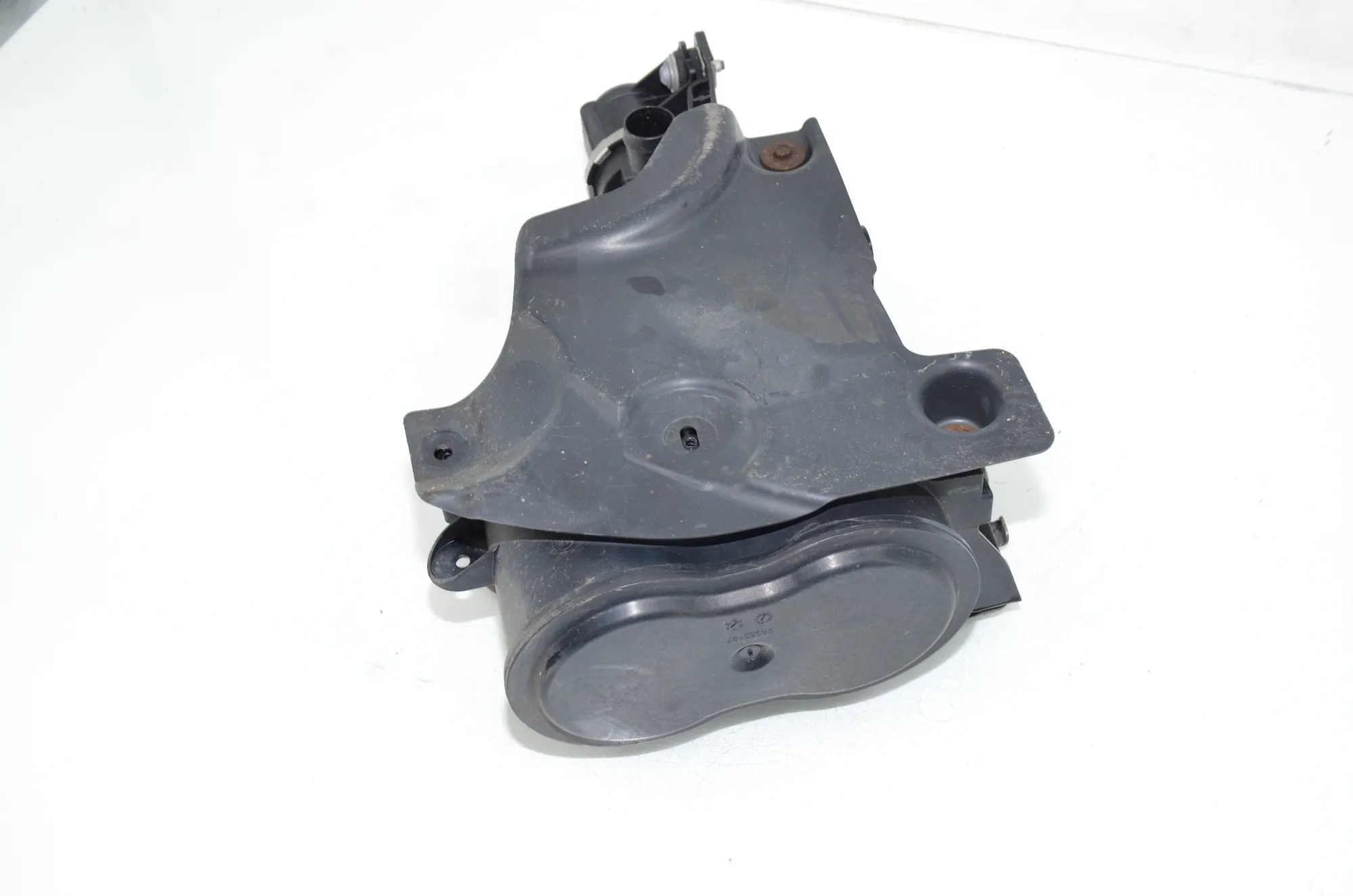 Charcoal Container Filter – OEM 7348727 · BMW 2 Active Tourer (F45) BMW 2 Active Tourer (F45) 225 xe 2019 – 4
