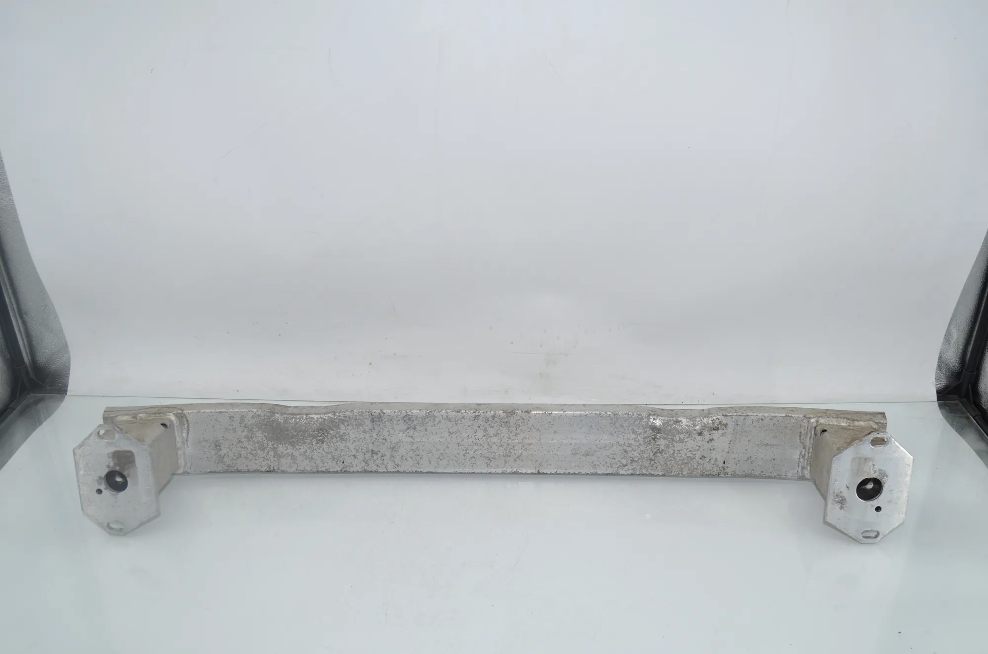 Rear Crash Reinforcement Bar – OEM 7332320 · BMW X1 (F48) BMW X1 (F48) sDrive 18 i 2018 – 4