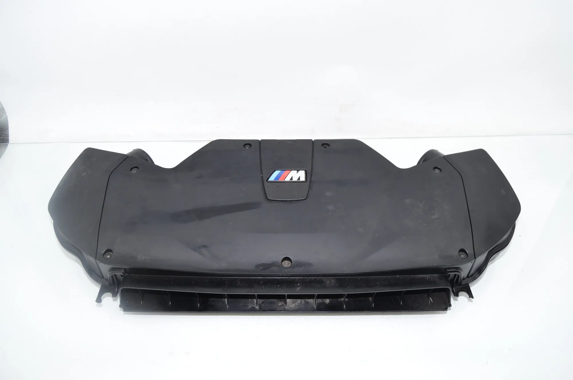 Air Filter Box – OEM 7638564 · BMW X5 (F15, F85) BMW X5 (F15, F85) M 2018