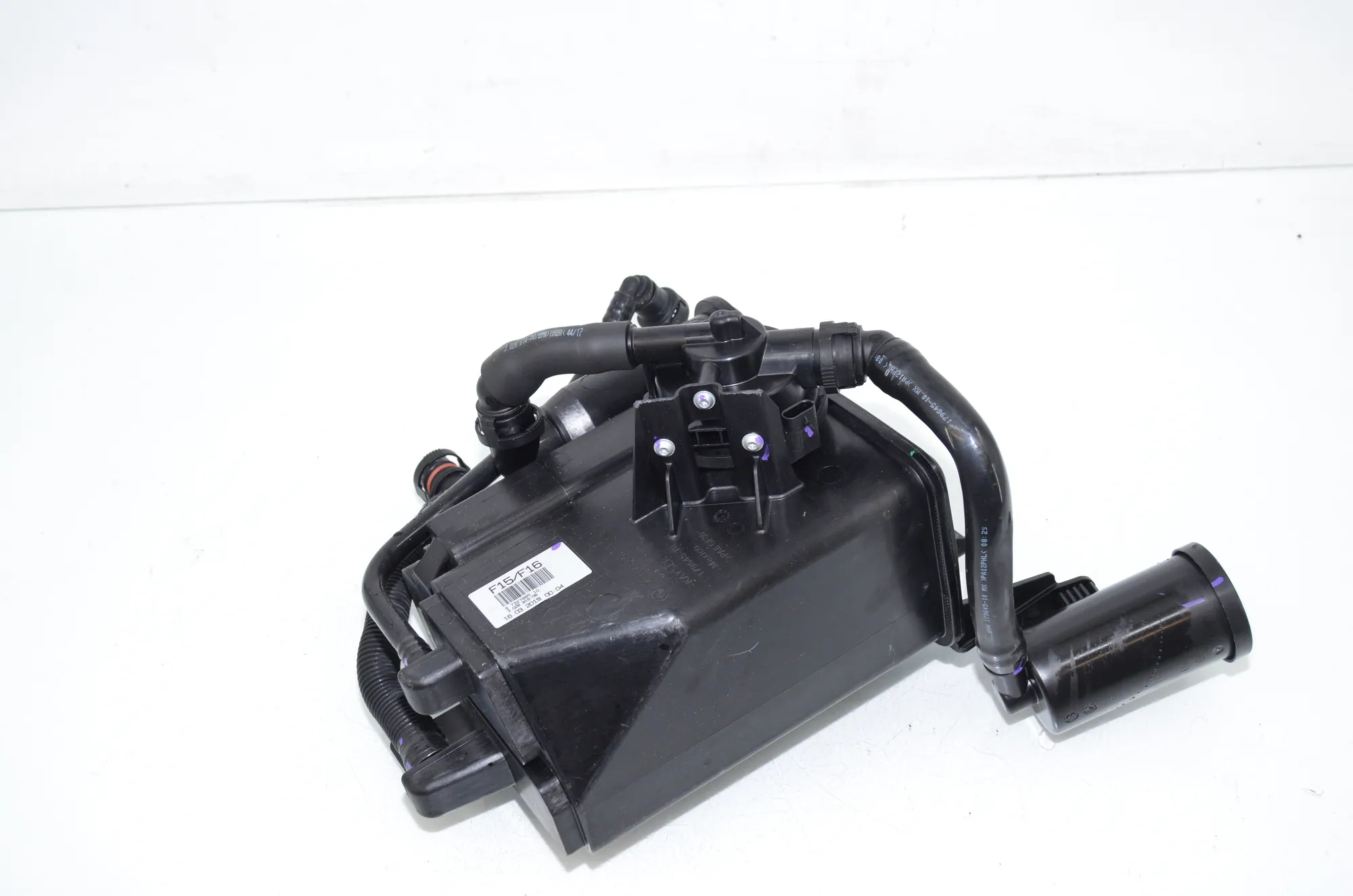 Charcoal Container Filter – OEM 7327885 · BMW X5 (F15, F85) BMW X5 (F15, F85) M 2018