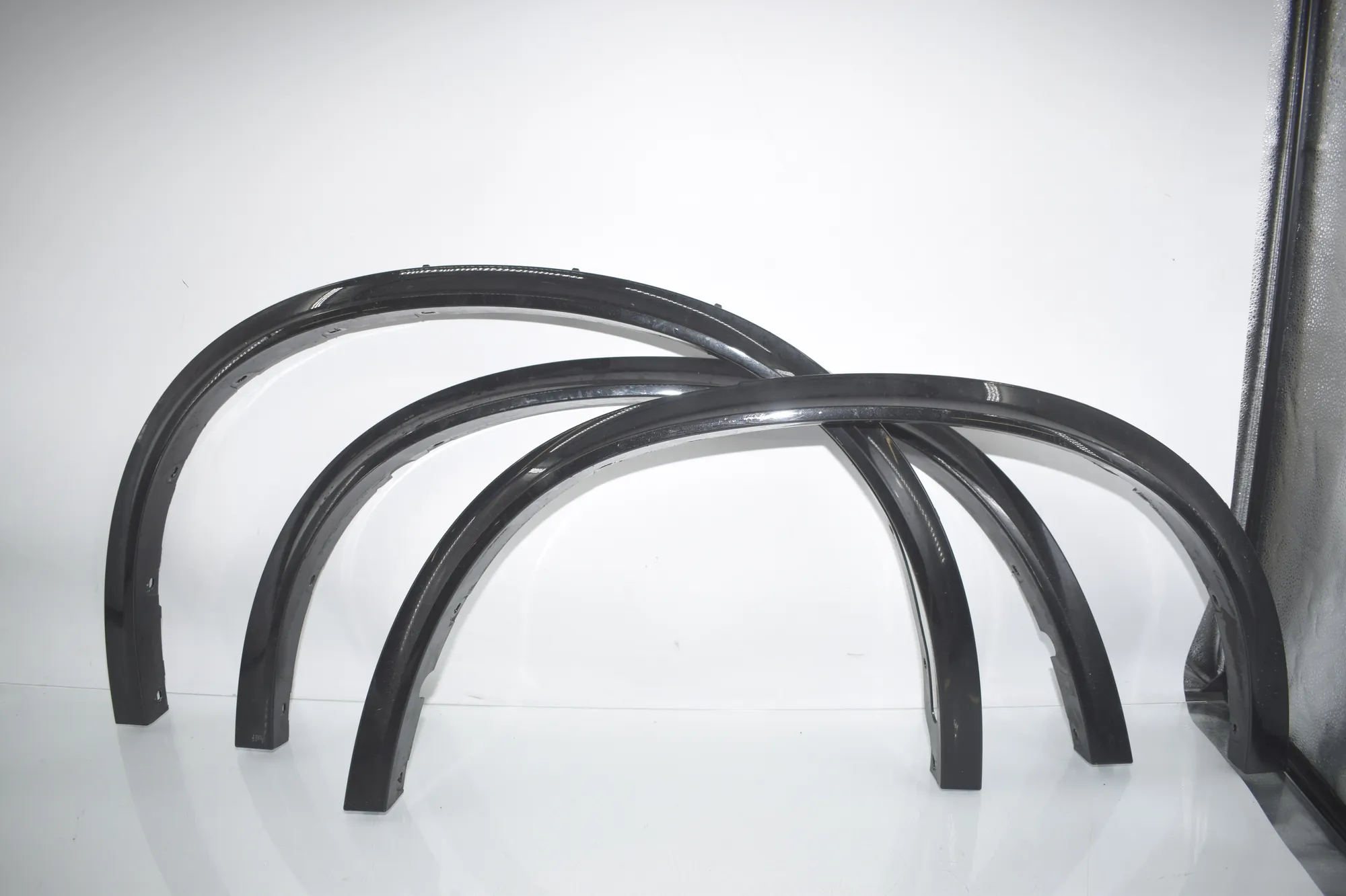 Front Right Fender Arch Trim – OEM 7378582 · BMW X5 (F15, F85) BMW X5 (F15, F85) M 2018