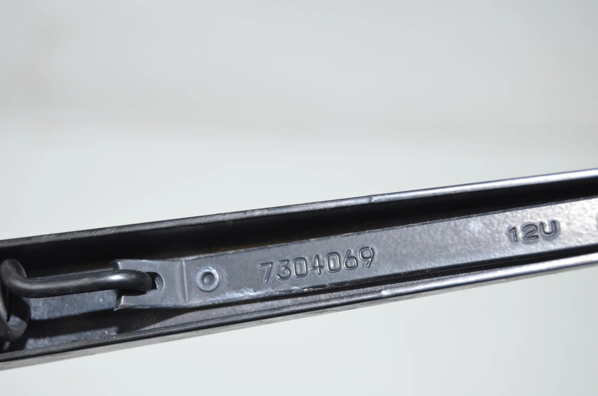 Front Windshield Wiper Mechanism – OEM 7292653 · BMW X5 (F15, F85) BMW X5 (F15, F85) M 2018 – 6