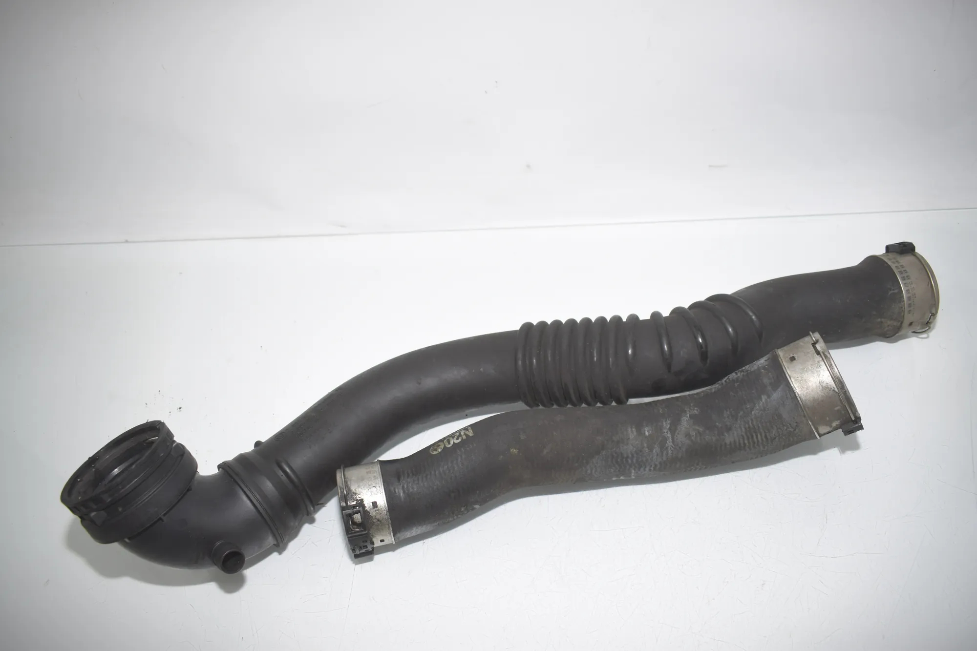 Intercooler Hose Pipe – OEM 7597591 · BMW 3 (F30, F80) BMW 3 (F30, F80) 320 i 2012 – 2