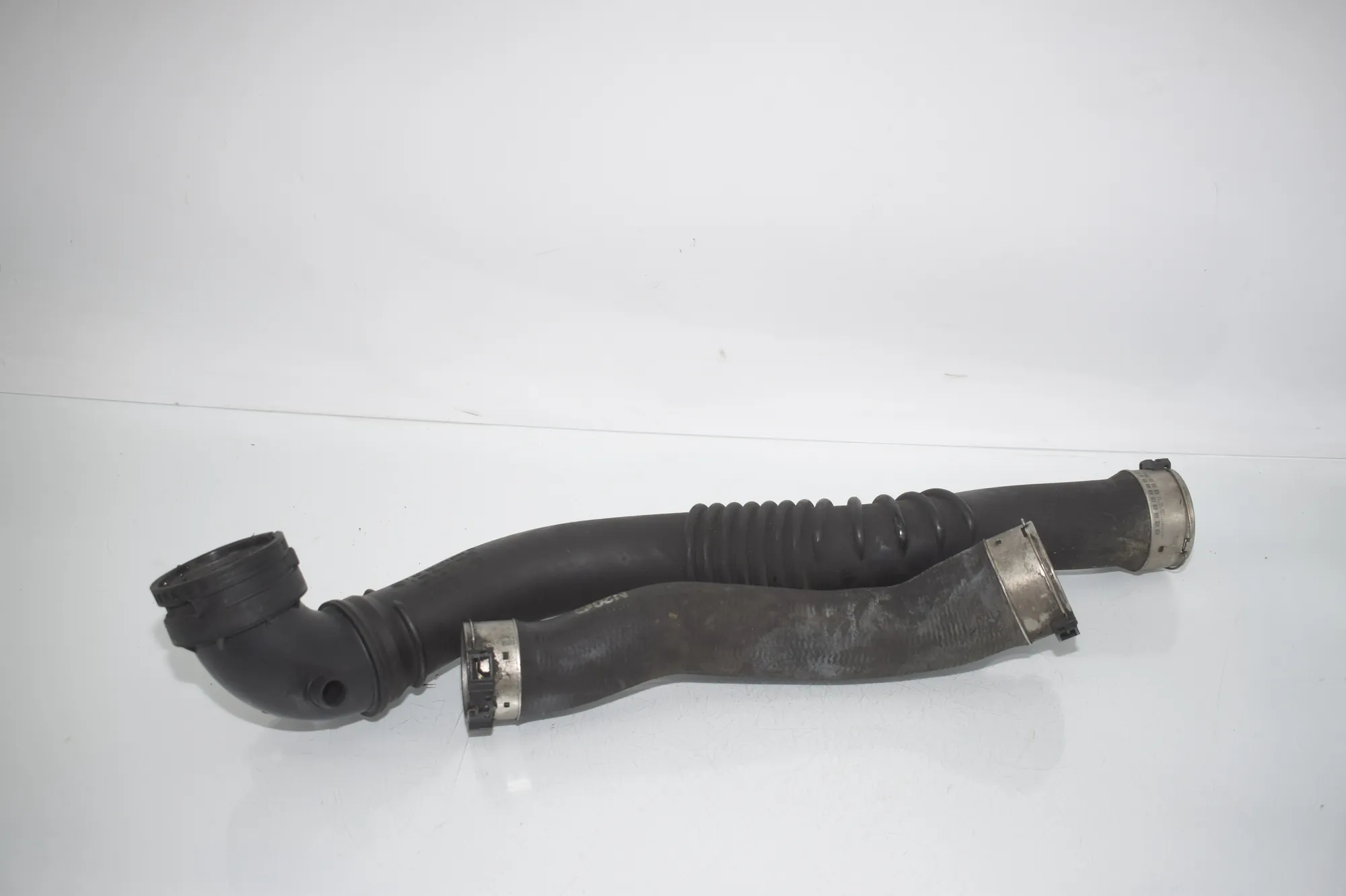 Intercooler Hose Pipe – OEM 7597591 · BMW 3 (F30, F80) BMW 3 (F30, F80) 320 i 2012