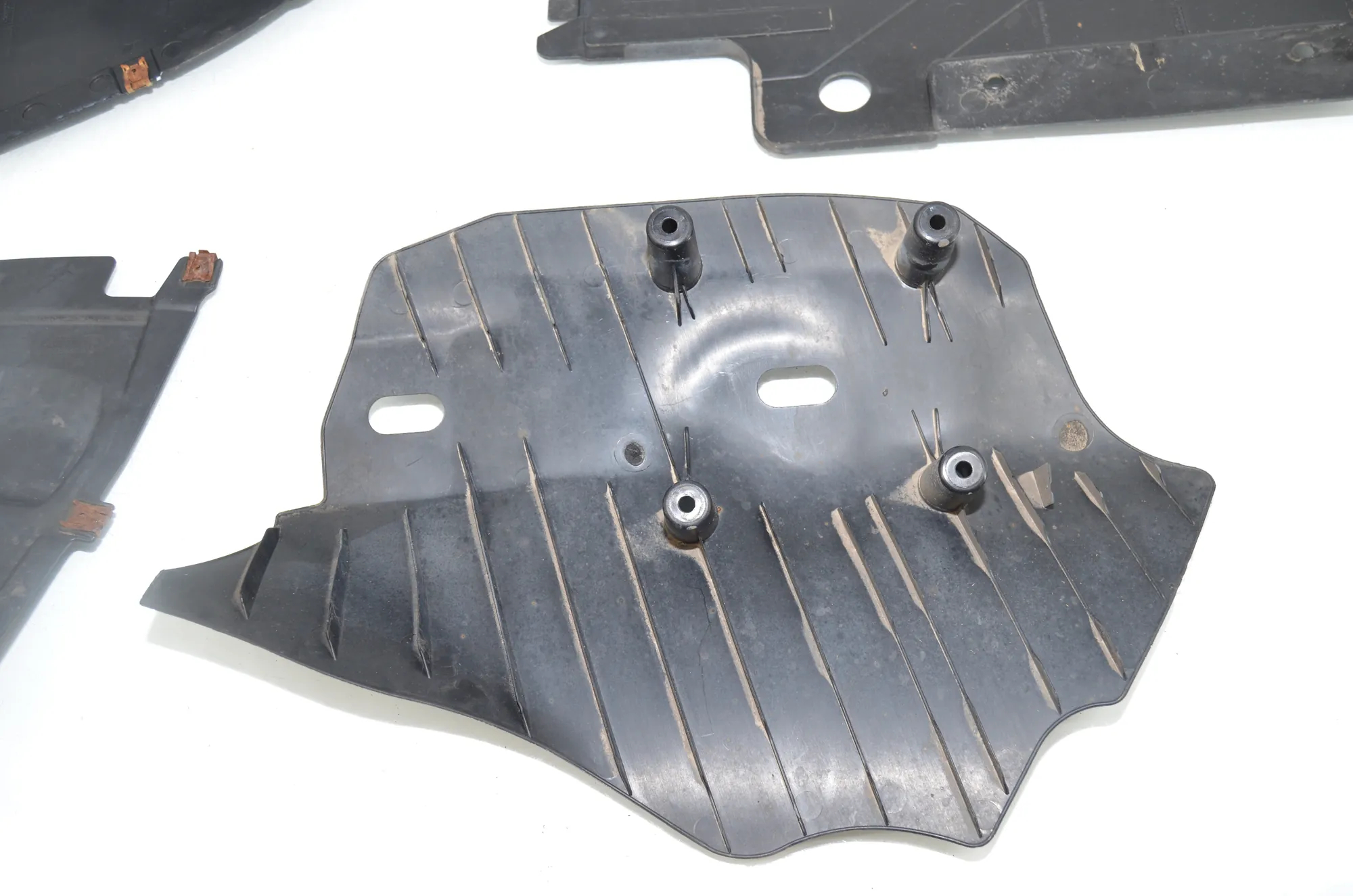 Other Underbody Cover – OEM 6796137 · BMW 3 Touring (F31) BMW 3 Touring (F31) 320 d 2012 – 5