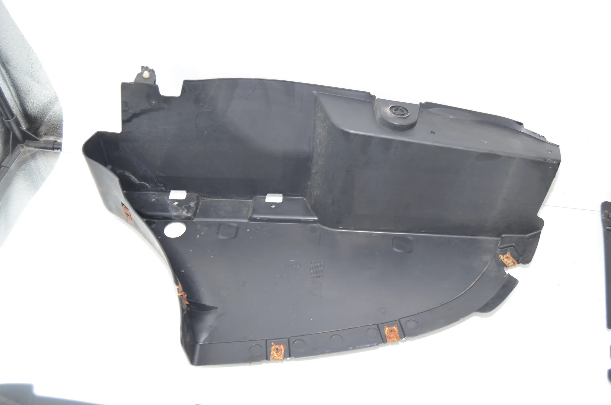 Other Underbody Cover – OEM 6796137 · BMW 3 Touring (F31) BMW 3 Touring (F31) 320 d 2012 – 2