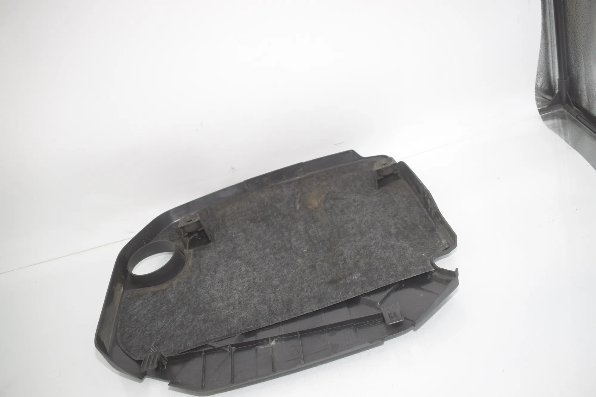Engine Cover – OEM 7810800 · BMW 3 Touring (F31) BMW 3 Touring (F31) 320 d 2012 – 3