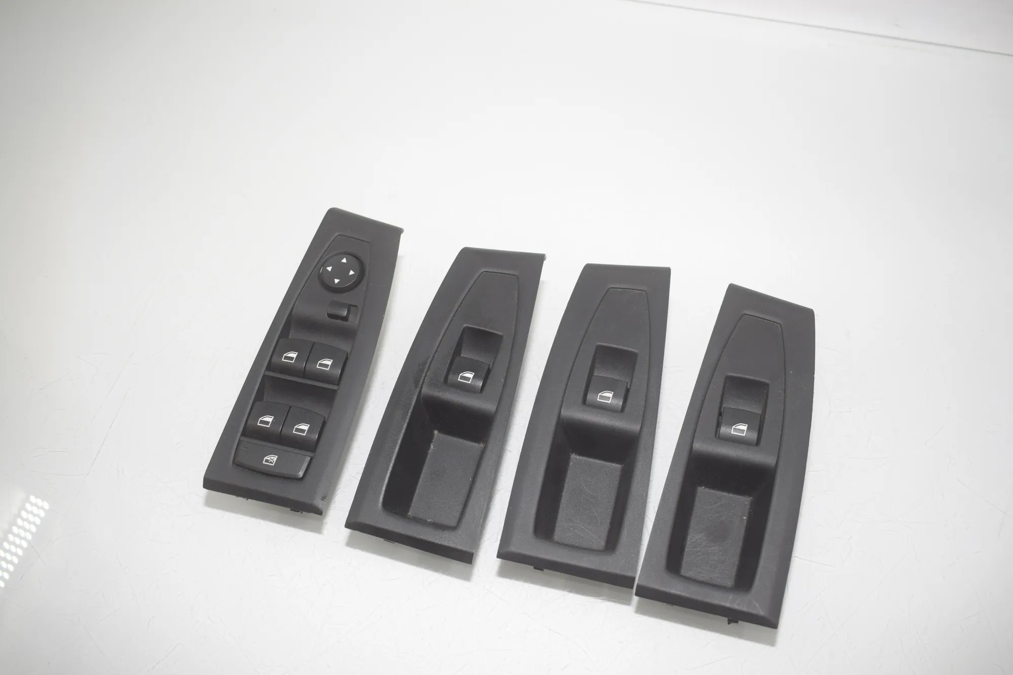 Switches – OEM 9297346 · BMW 2 Active Tourer (F45) BMW 2 Active Tourer (F45) 218 i 2015 – 2