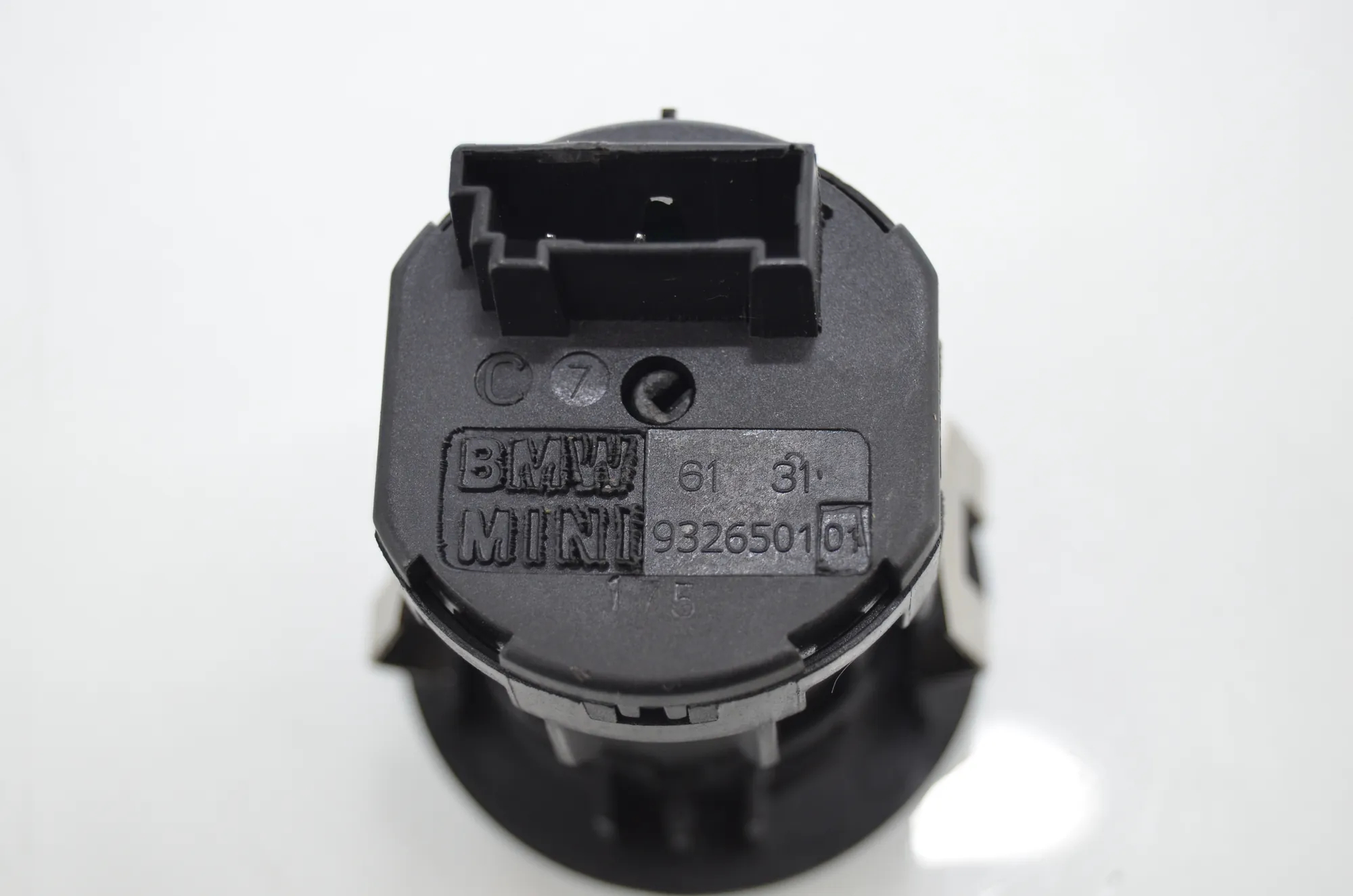 Switches – OEM 9354186 · BMW 2 Active Tourer (F45) BMW 2 Active Tourer (F45) 218 i 2015 – 8