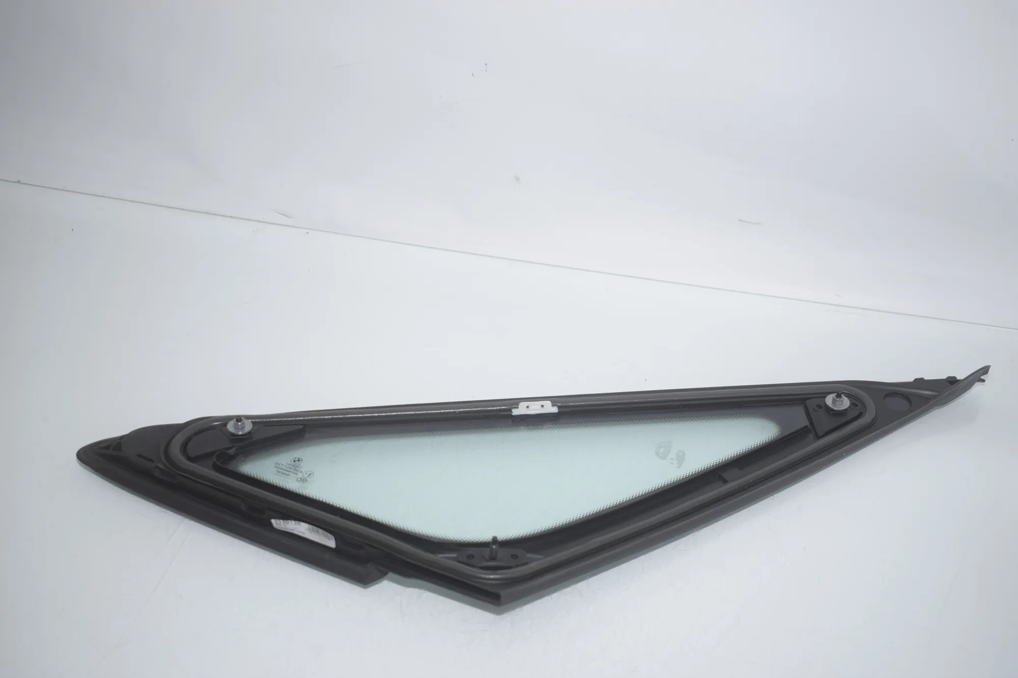 Front Right Quarter Window – OEM 7321944 · BMW 2 Active Tourer (F45) BMW 2 Active Tourer (F45) 218 i 2015 – 2