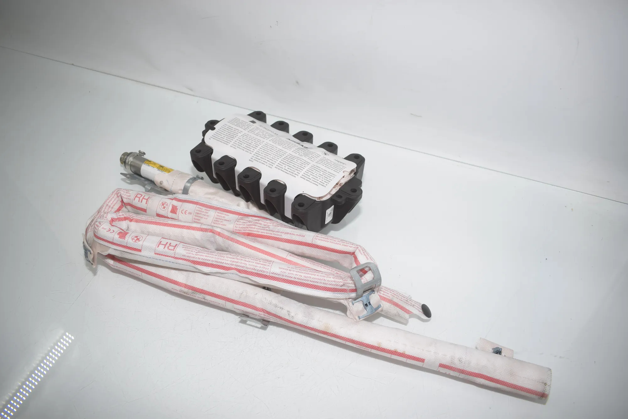 Dashboard Safety Bag SRS – OEM 9262947 · BMW 2 Active Tourer (F45) BMW 2 Active Tourer (F45) 218 i 2015 – 2