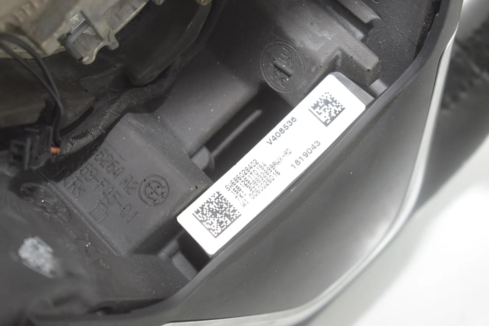 Steering Wheel – OEM 6860284 · BMW 2 Active Tourer (F45) BMW 2 Active Tourer (F45) 218 i 2015 – 8