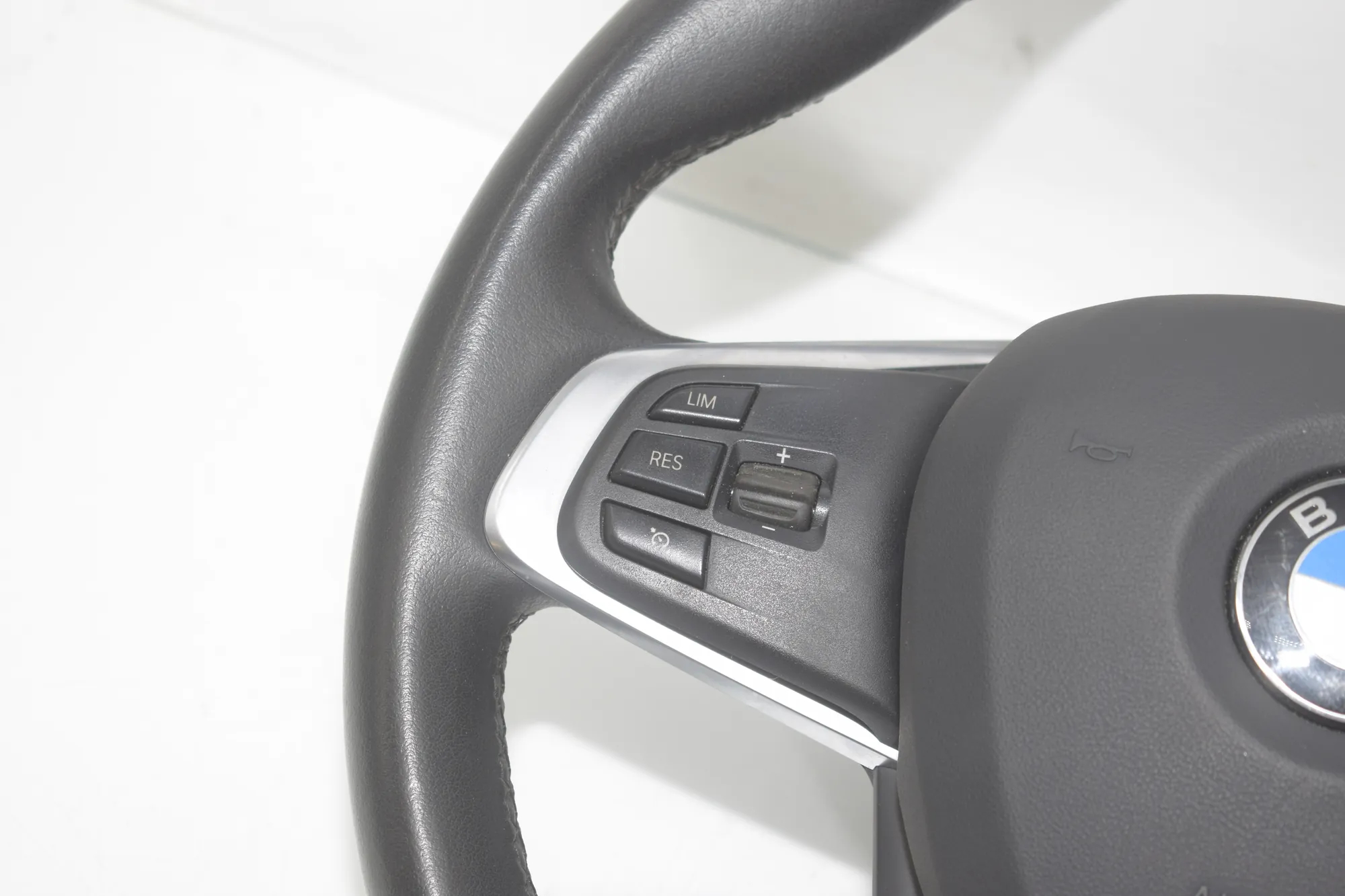 Steering Wheel – OEM 6860284 · BMW 2 Active Tourer (F45) BMW 2 Active Tourer (F45) 218 i 2015 – 3