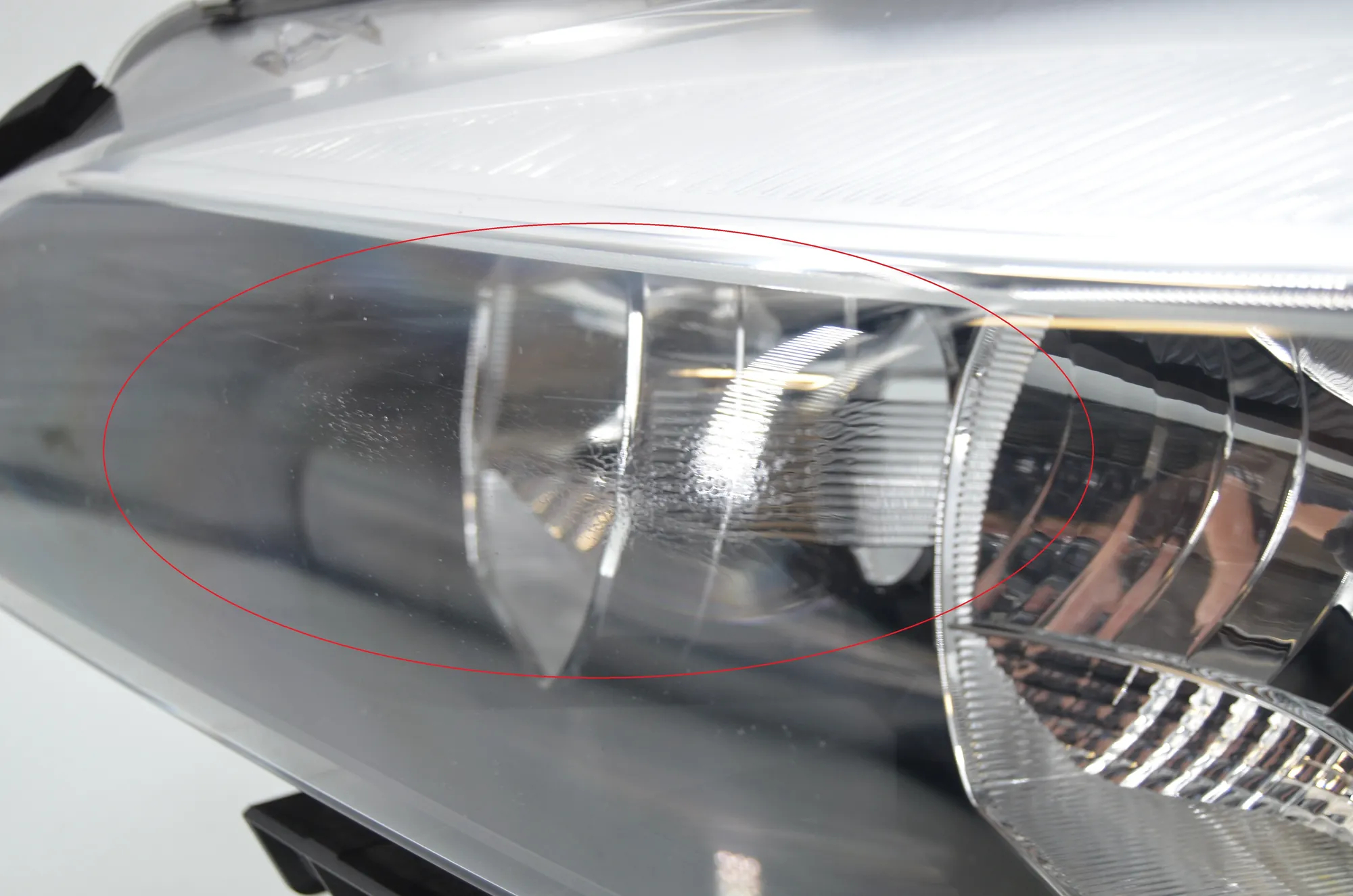 Front Left Headlight – OEM 7422573 · BMW 2 Active Tourer (F45) BMW 2 Active Tourer (F45) 218 i 2015 – 2
