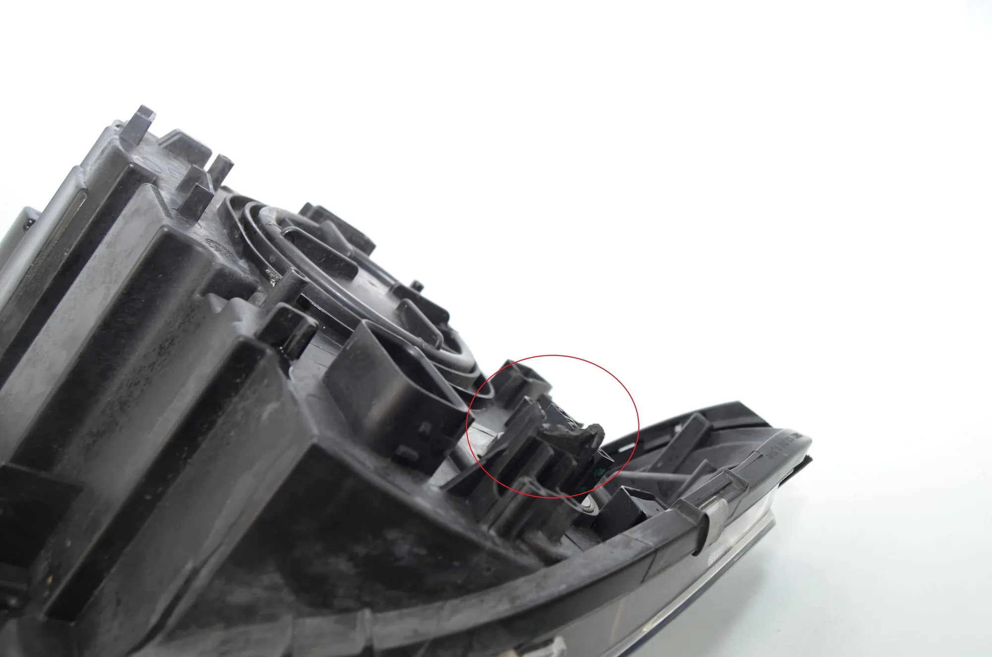 Front Right Headlight – OEM 7422574 · BMW 2 Active Tourer (F45) BMW 2 Active Tourer (F45) 218 i 2015 – 5