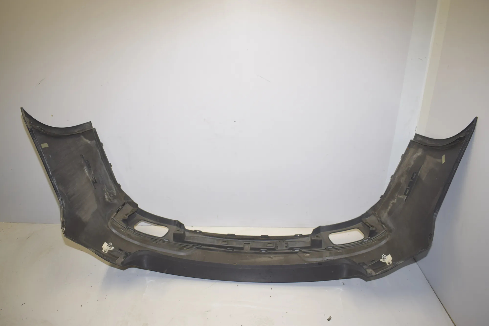 Rear Bumper – OEM 7898876 · BMW 7 (F01, F02) BMW 7 (F01, F02) 750 i 2010 – 3