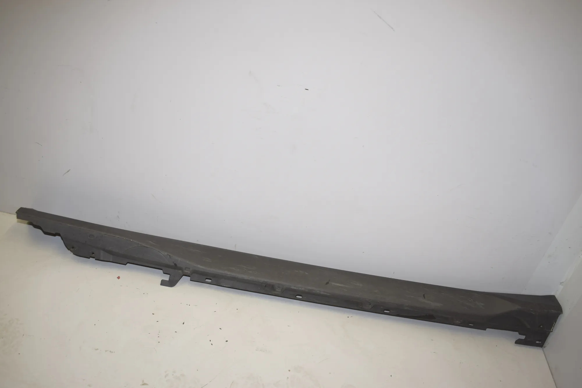 Right Side Plastic Sideskirt Cover – OEM 51779883554 · BMW X1 (U11) BMW X1 (U11) BMW X1 (U11) sDrive 18 i 2023 – 2