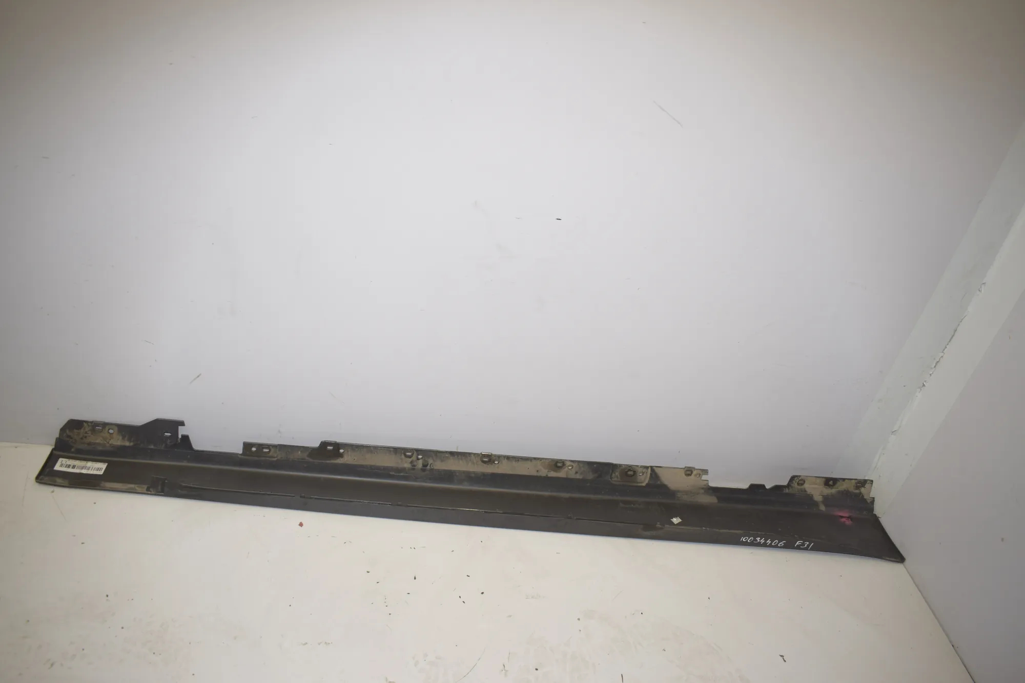Left Side Plastic Sideskirt Cover – OEM 7312751 · BMW 3 Touring (F31) BMW 3 Touring (F31) 320 d 2012 – 4