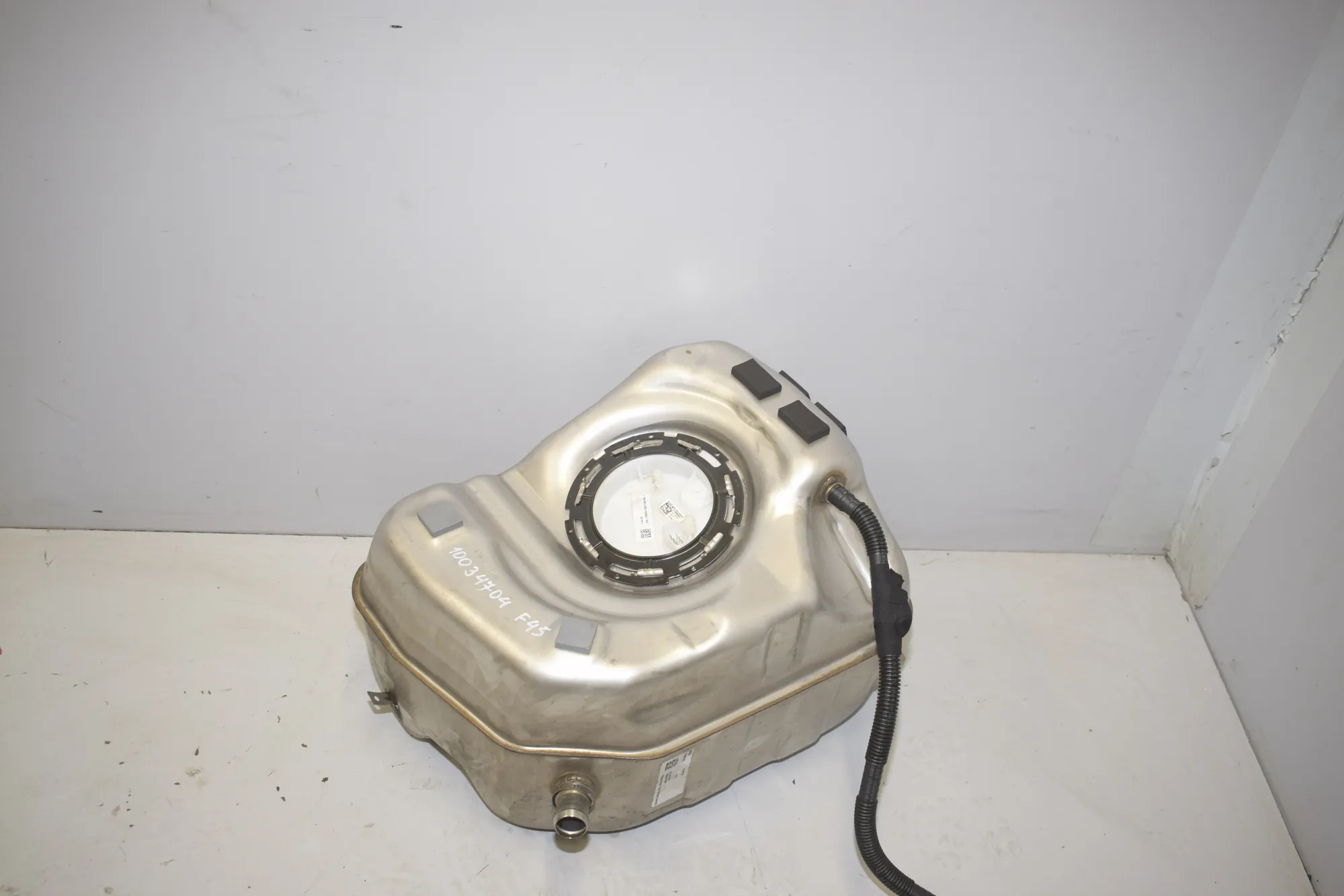 Fuel Tank – OEM 7444931 · BMW 2 Active Tourer (F45) BMW 2 Active Tourer (F45) 225 xe 2019