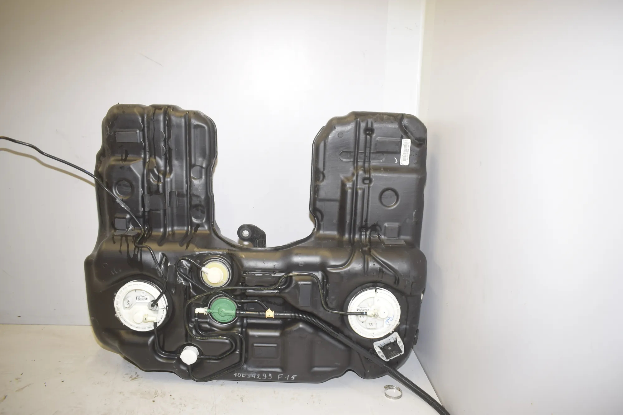 Fuel Tank – OEM 7344554 · BMW X5 (F15, F85) BMW X5 (F15, F85) M 2018 – 2