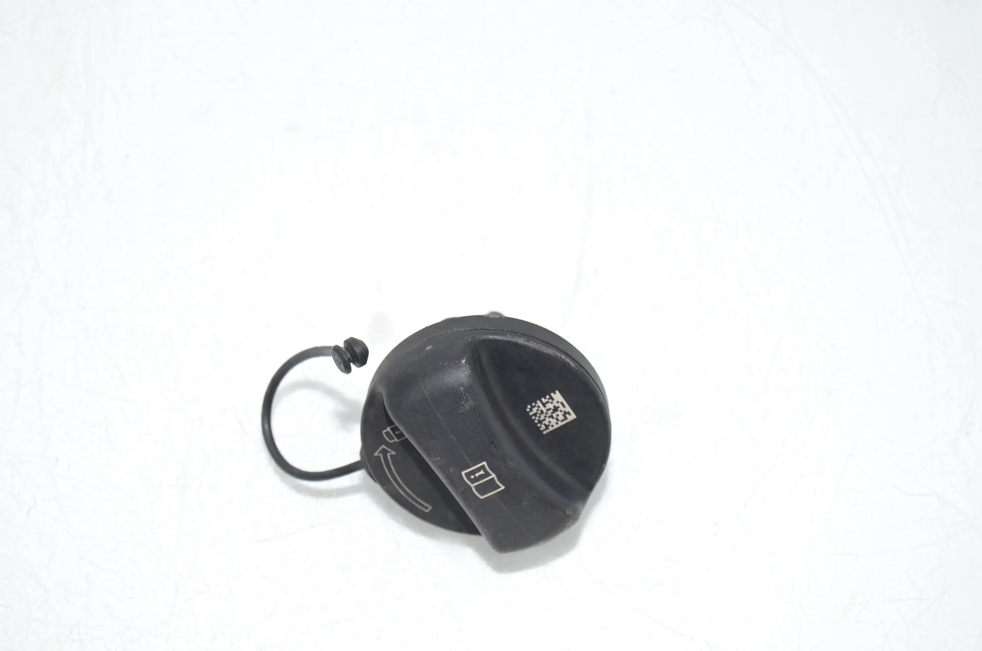 Fuel Tank Cap – OEM 7483446 · BMW 2 Active Tourer (F45) BMW 2 Active Tourer (F45) 225 xe 2019 – 4