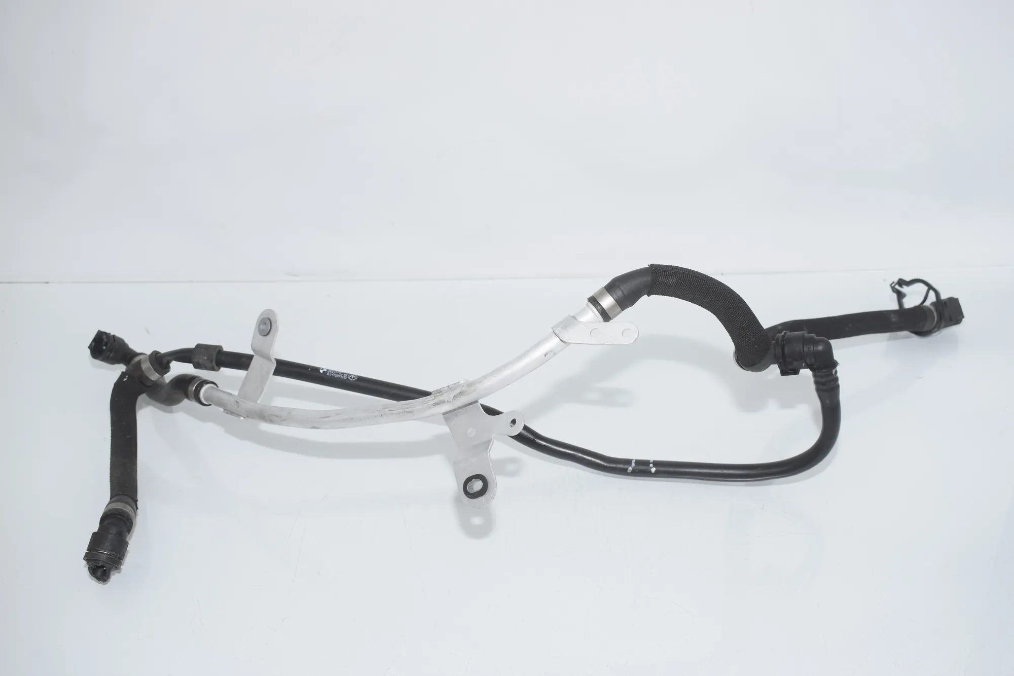 Coolant Hose Pipe – OEM 8593779 · BMW 3 Touring (G21) (2019 - -) 320 d Mild-Hybrid 2024