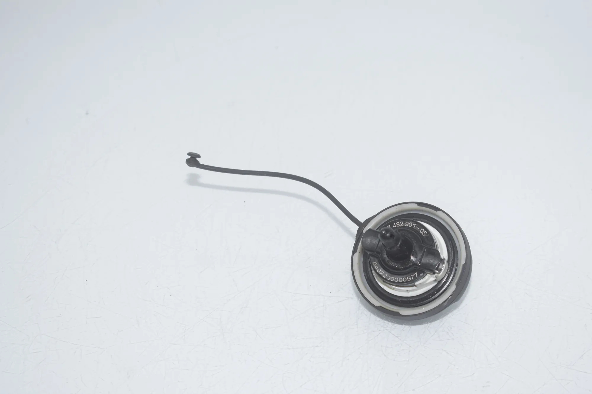 Fuel Tank Cap – OEM 7482901 · BMW 3 Touring (G21) BMW 3 Touring (G21) 320 d Mild-Hybrid 2023 – 2