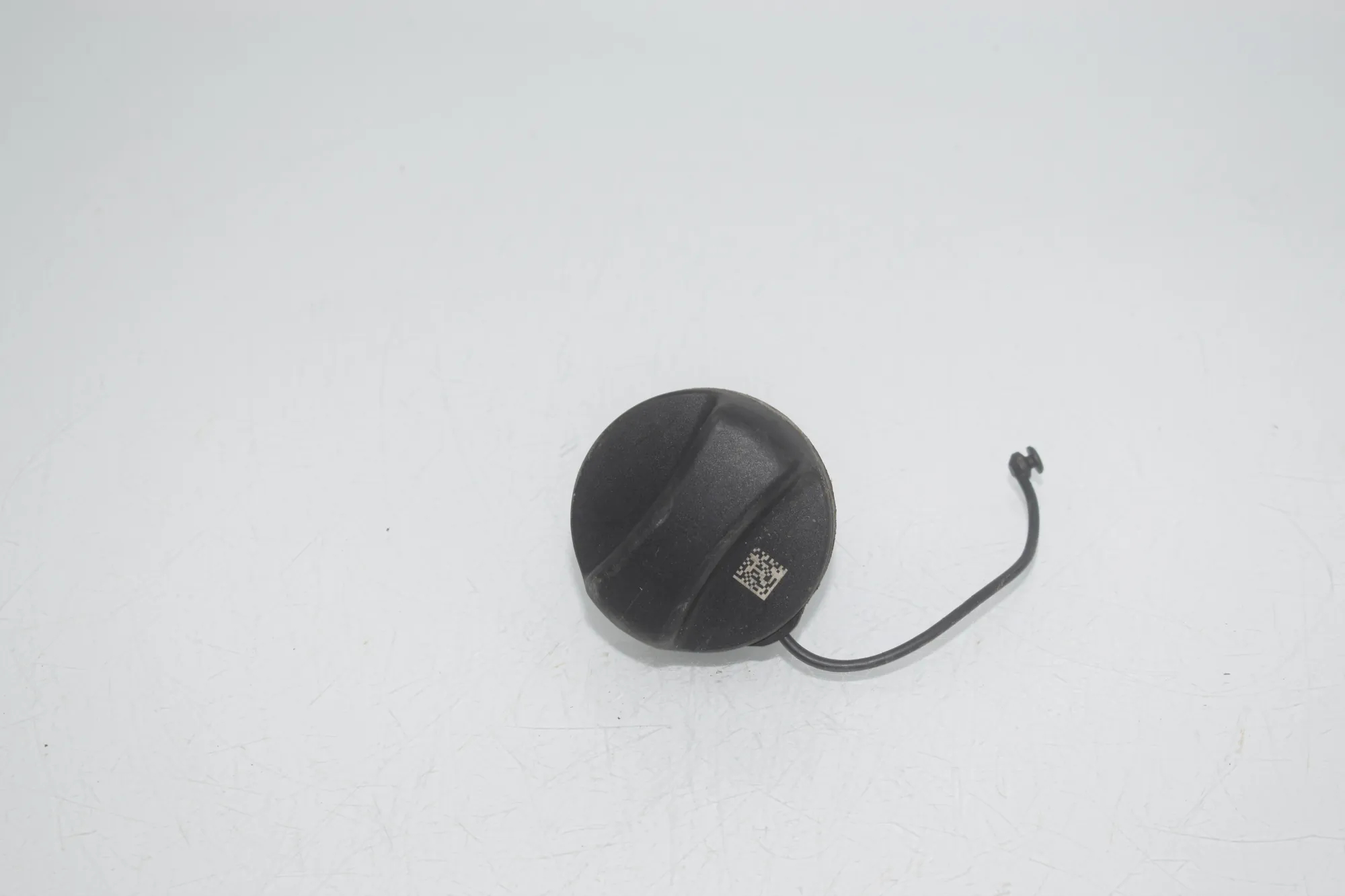 Fuel Tank Cap – OEM 7482902 · BMW X1 (F48) BMW X1 (F48) sDrive 18 i 2018