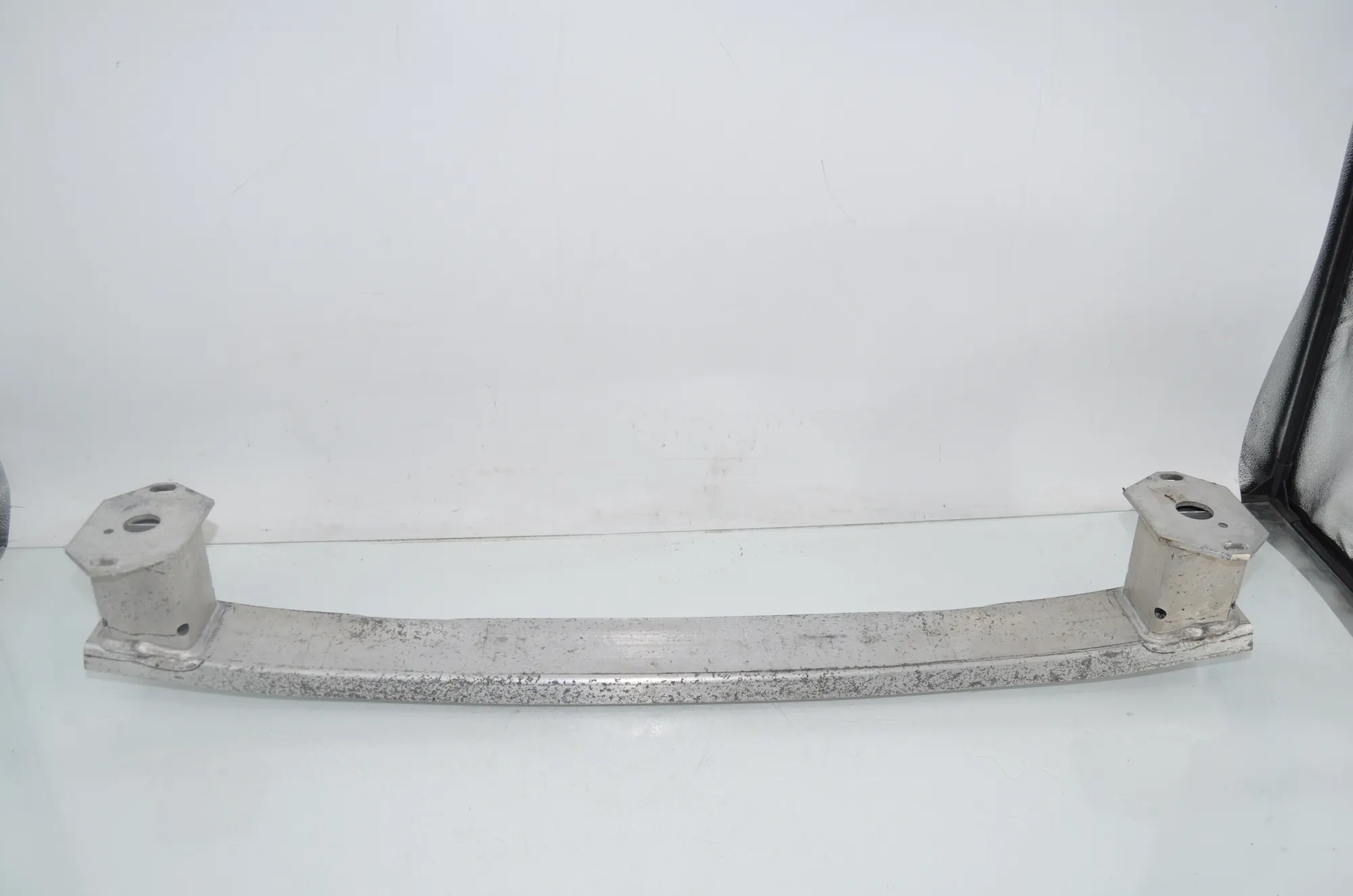 Rear Crash Reinforcement Bar – OEM 7300815 · BMW 2 Active Tourer (F45) BMW 2 Active Tourer (F45) 218 i 2015 – 3