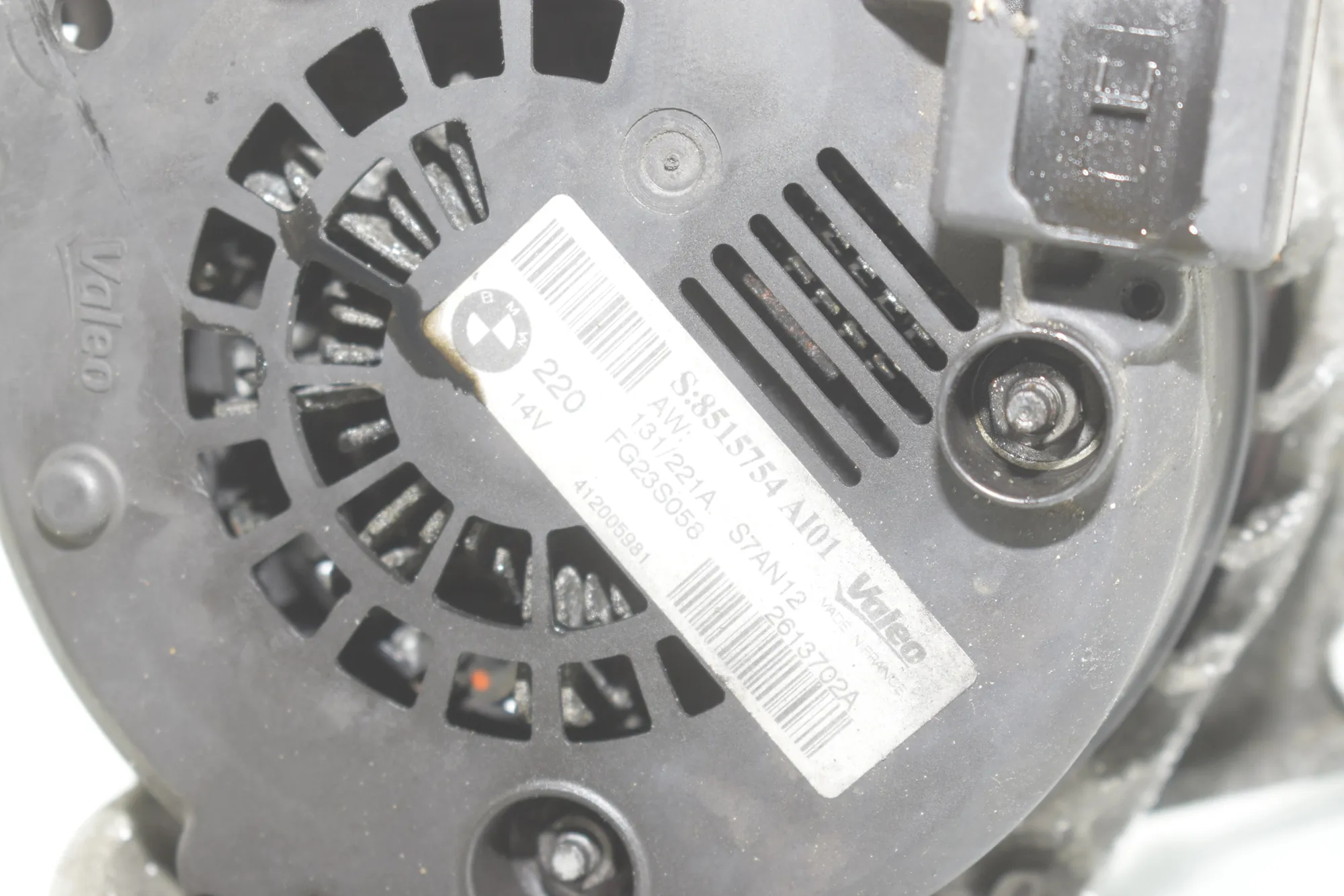 Alternator Generator – OEM 8515754 · BMW X3 (F25) BMW X3 (F25) xDrive 30 d 2012 – 6