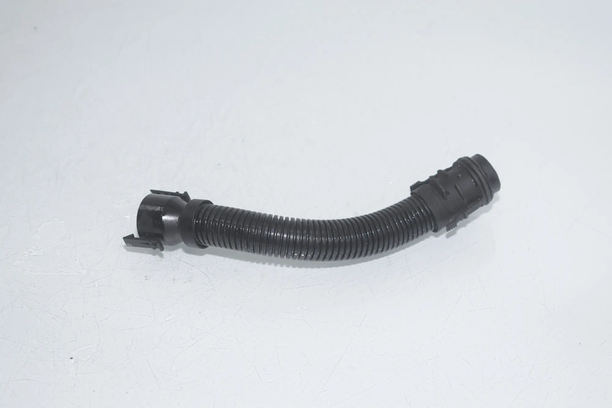 Breather Hose – OEM 586509-10 · BMW X3 (F25) BMW X3 (F25) xDrive 30 d 2012