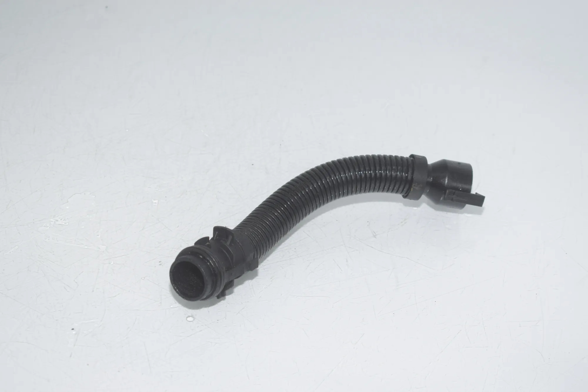 Breather Hose – OEM 586509-10 · BMW X3 (F25) BMW X3 (F25) xDrive 30 d 2012 – 2