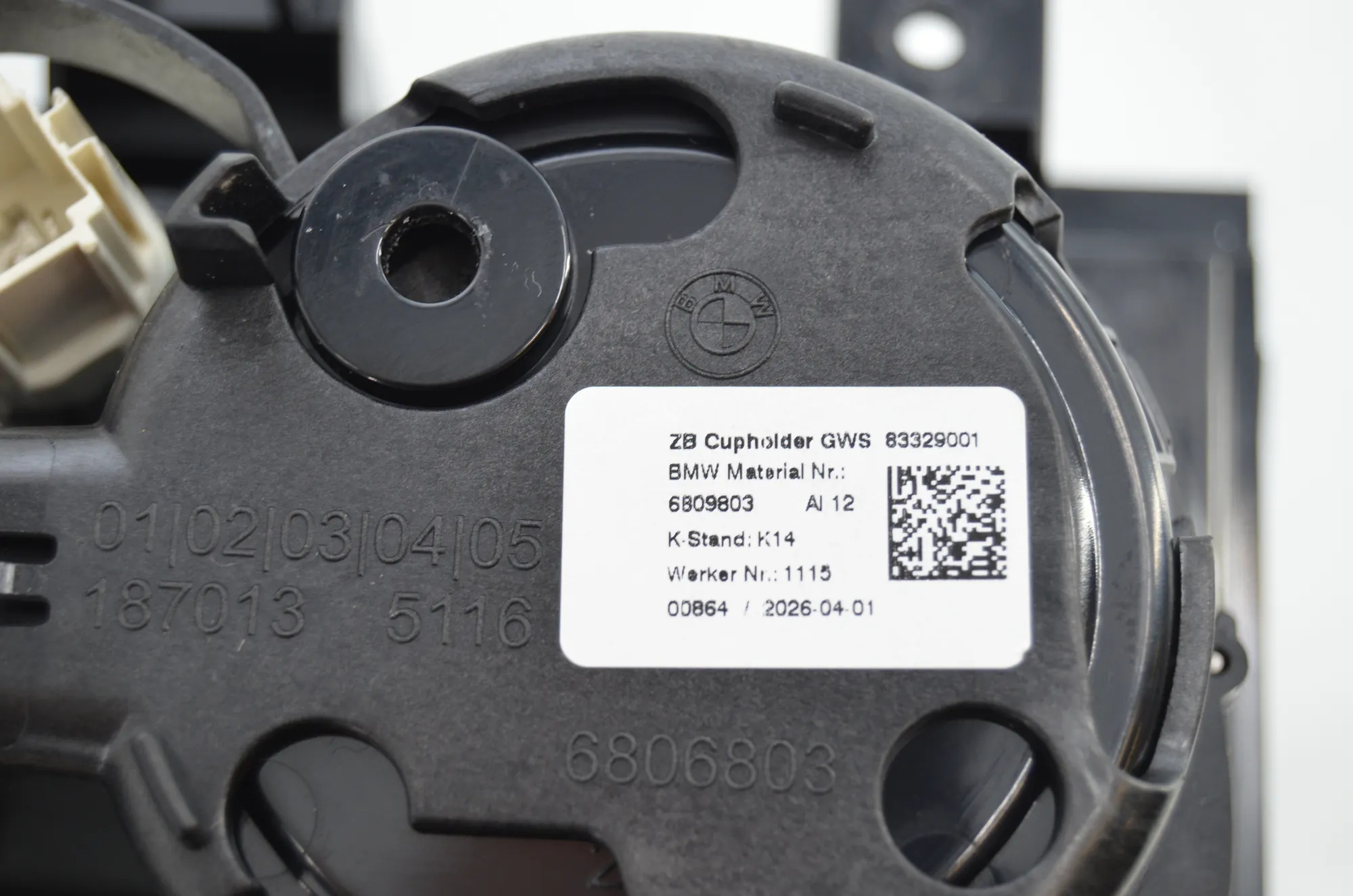 Cup Holder – OEM 6809803 · BMW 3 Touring (G21) BMW 3 Touring (G21) 320 d Mild-Hybrid 2023 – 5