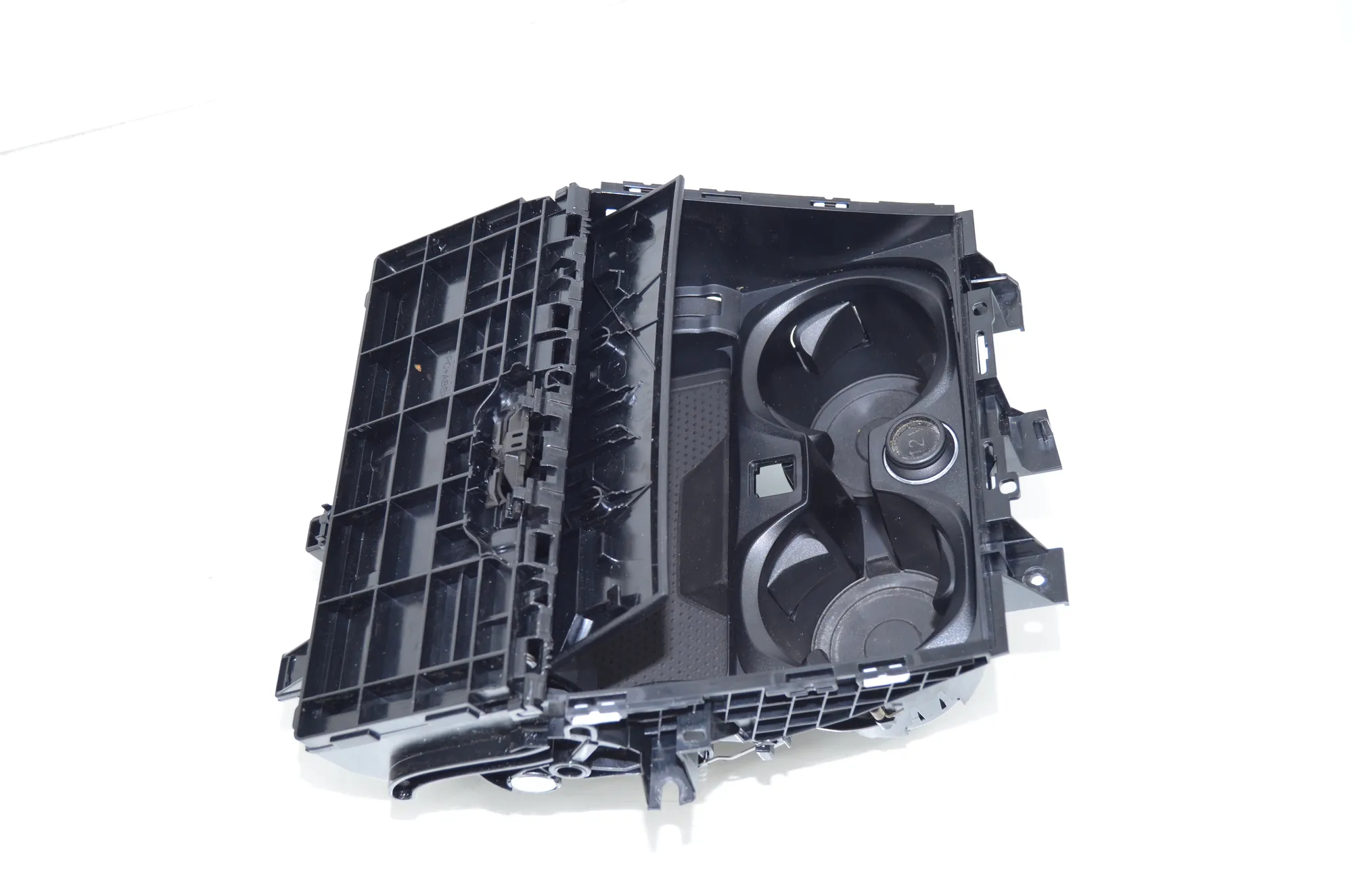 Cup Holder – OEM 6809803 · BMW 3 Touring (G21) BMW 3 Touring (G21) 320 d Mild-Hybrid 2023 – 2