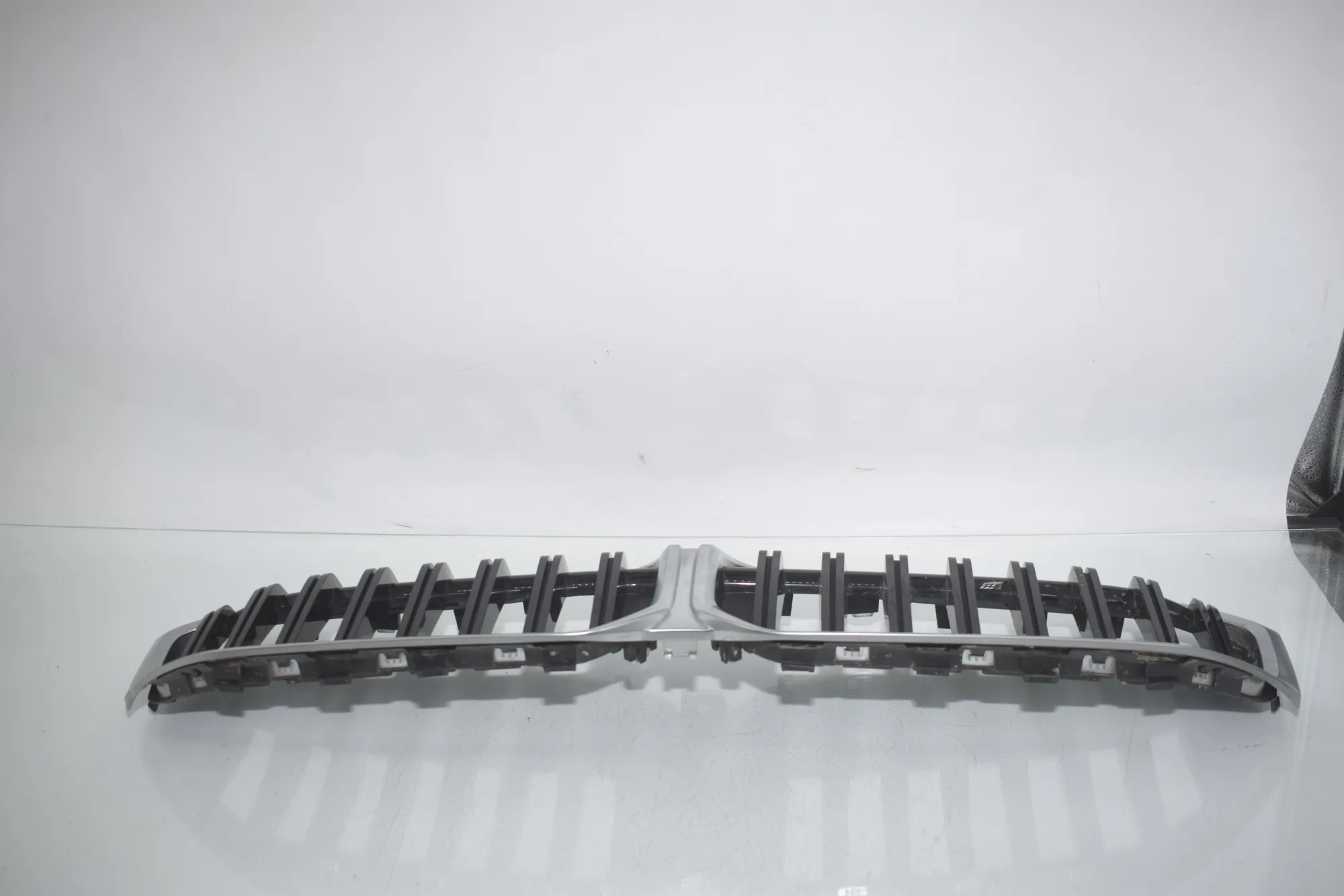 Grilles – OEM 5A1BF69 · BMW 3 Touring (G21) BMW 3 Touring (G21) 320 d Mild-Hybrid 2023 – 2