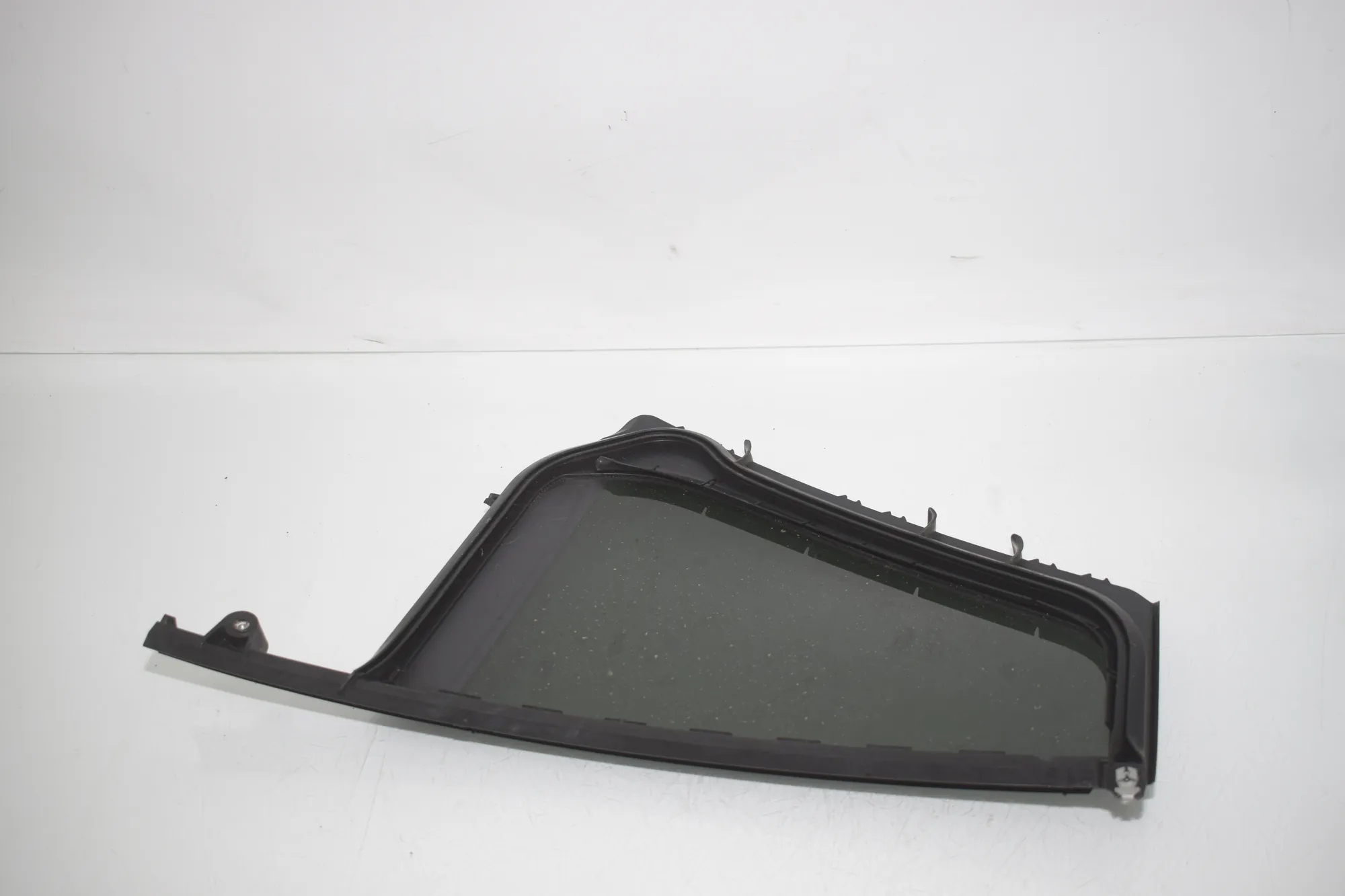 Rear Left Quarter Window – OEM 7499513 · BMW 3 Touring (G21) BMW 3 Touring (G21) 320 d Mild-Hybrid 2023 – 3