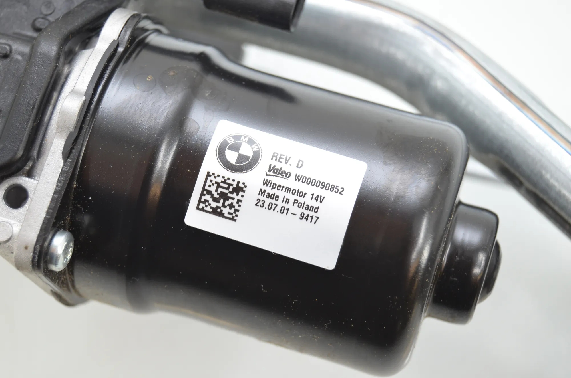 Front Windshield Wiper Mechanism – OEM 7427901 · BMW 3 Touring (G21) BMW 3 Touring (G21) 320 d Mild-Hybrid 2023 – 5