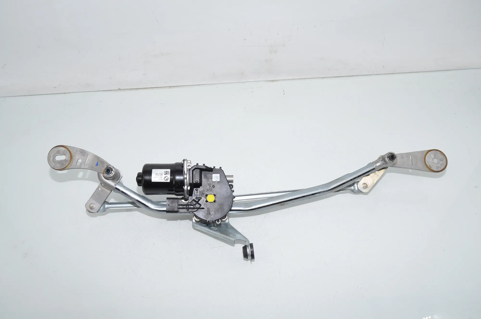 Front Windshield Wiper Mechanism – OEM 7427901 · BMW 3 Touring (G21) BMW 3 Touring (G21) 320 d Mild-Hybrid 2023 – 3