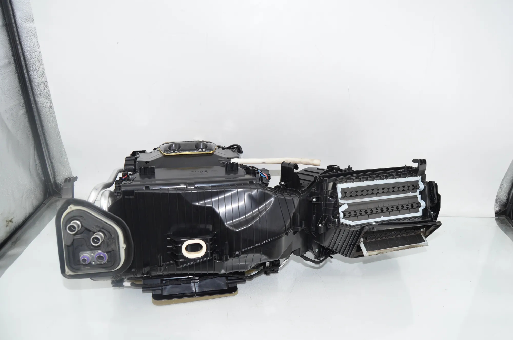 Interior Heater – OEM 6843809 · BMW 3 Touring (G21) BMW 3 Touring (G21) 320 d Mild-Hybrid 2023
