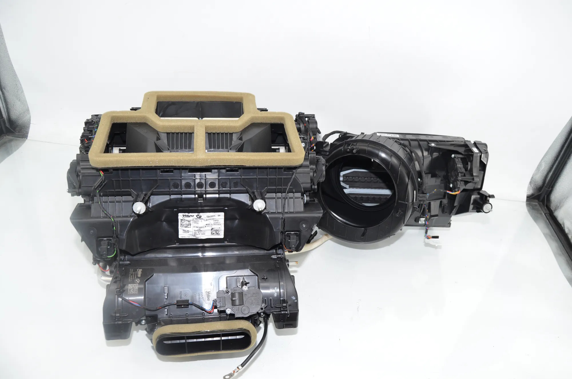 Interior Heater – OEM 6843809 · BMW 3 Touring (G21) BMW 3 Touring (G21) 320 d Mild-Hybrid 2023 – 4