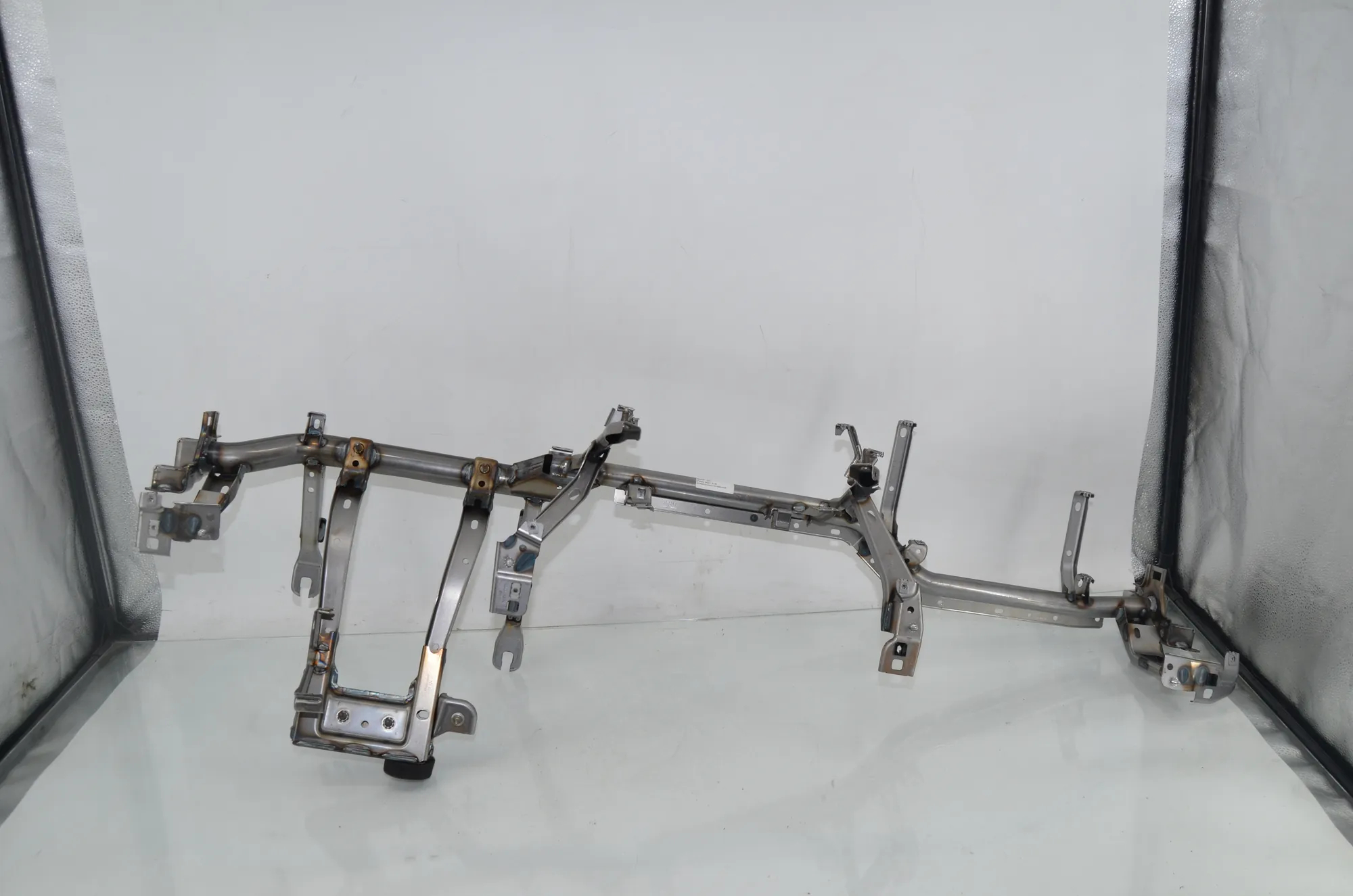 Dashboard Frame – OEM 6804042 · BMW 3 Touring (G21) BMW 3 Touring (G21) 320 d Mild-Hybrid 2023 – 2