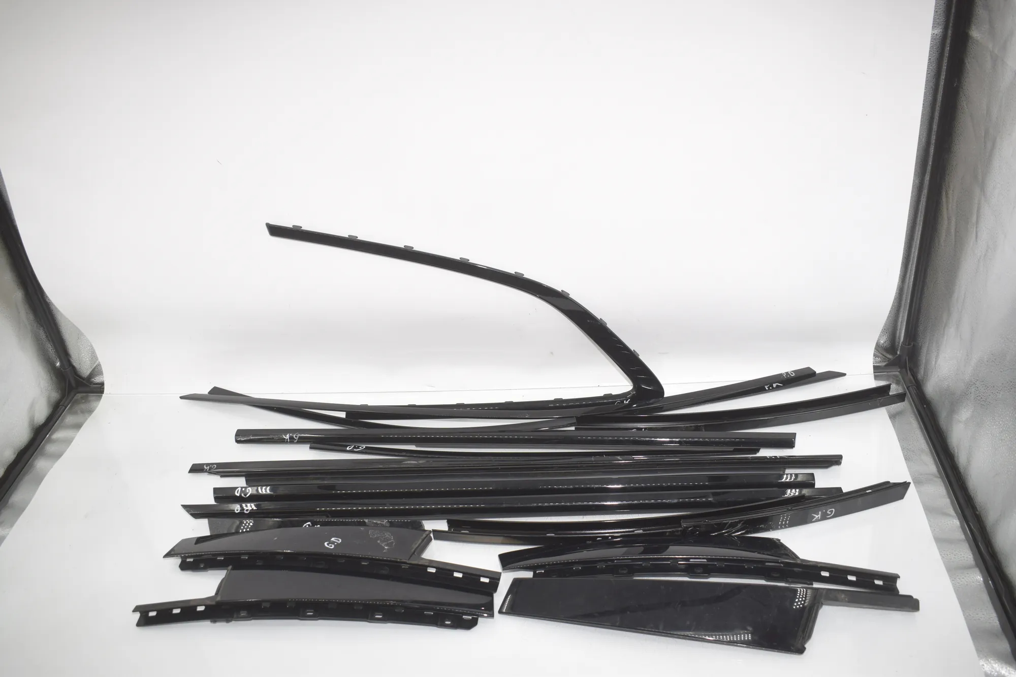 Exterior Trim Kit – OEM 7470033 · BMW 3 Touring (G21) BMW 3 Touring (G21) 320 d Mild-Hybrid 2023 – 3