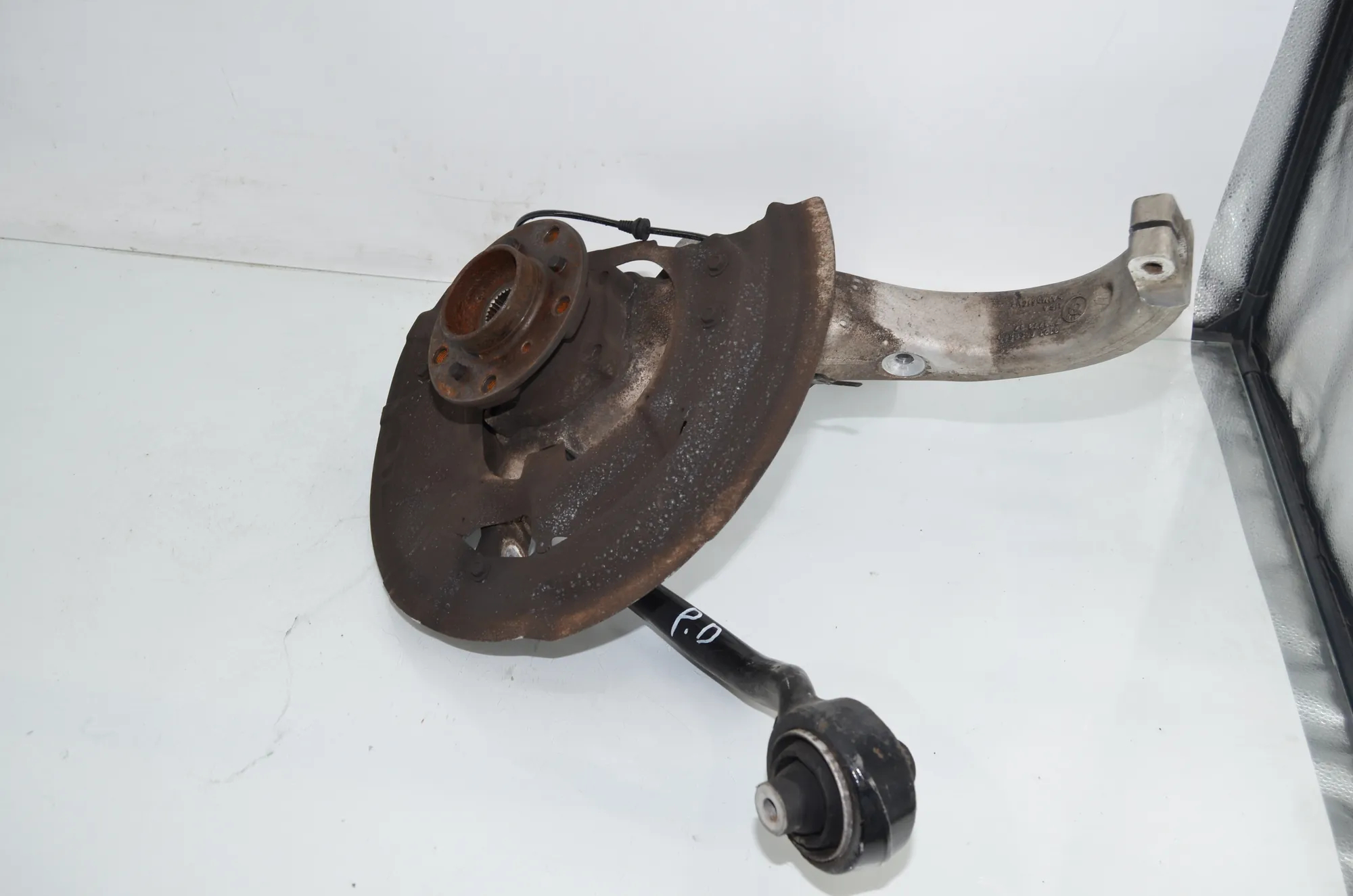 Front Right Wheel Hub – OEM 6869870 · BMW X5 (F15, F85) BMW X5 (F15, F85) M 2018 – 4