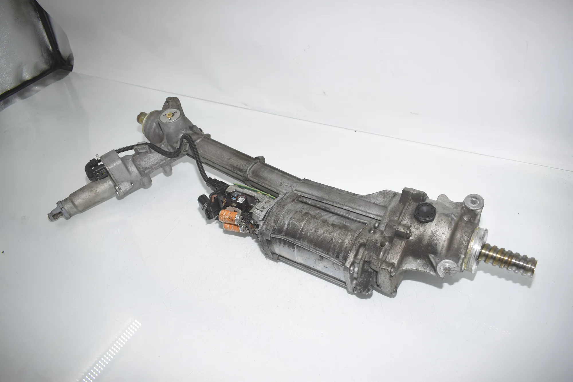 Steering Rack – OEM 8093399 · BMW X5 (F15, F85) BMW X5 (F15, F85) M 2018 – 2