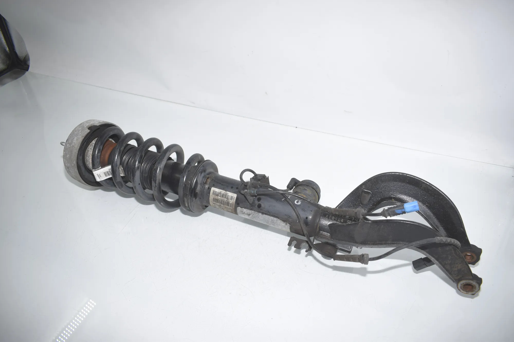 Front Left Shock Absorber – OEM 7856489 · BMW X5 (F15, F85) BMW X5 (F15, F85) M 2018 – 2